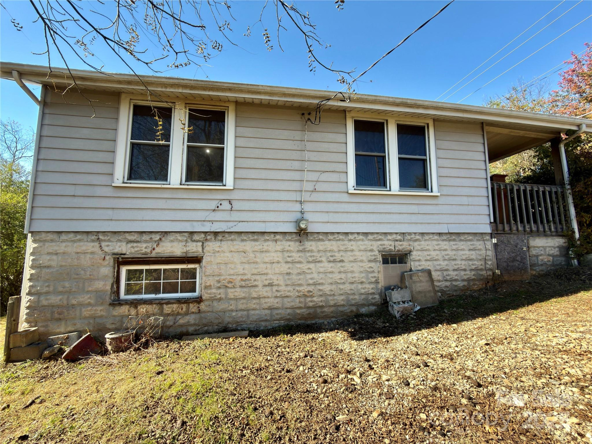 658 Emma Road - Photo 29