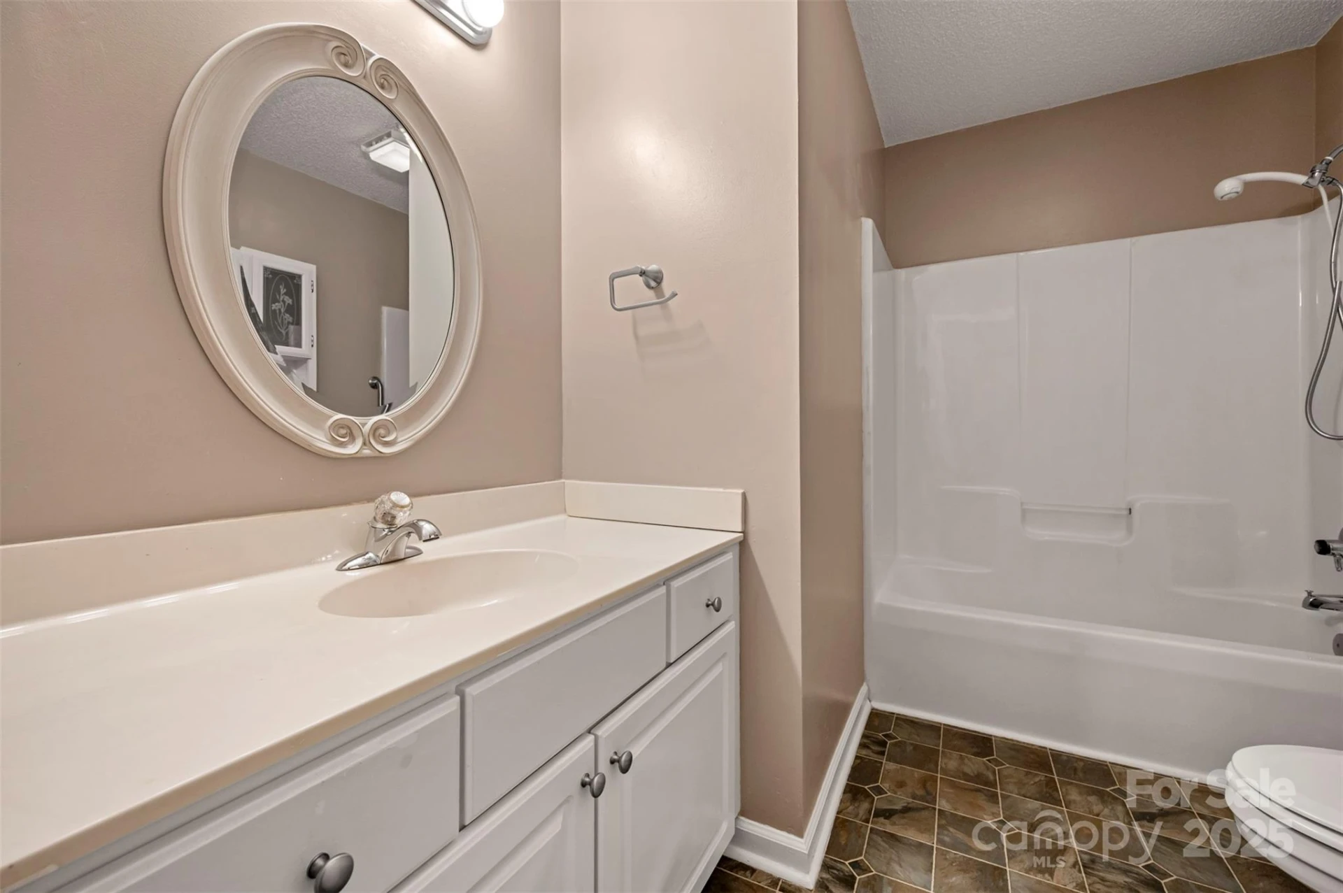 506 Pleasant Street - Photo 14