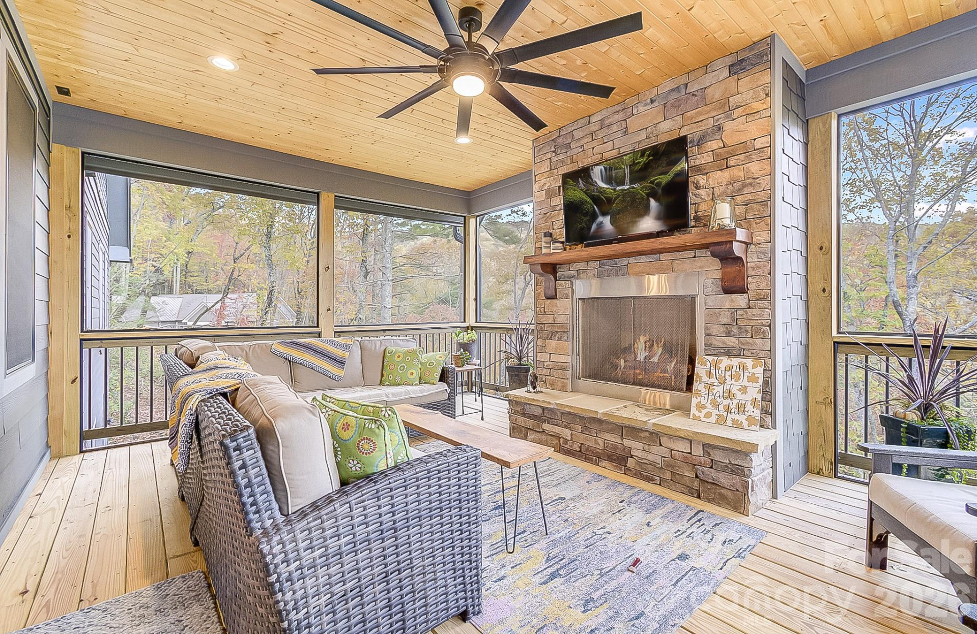 250 Judson Ridge Road - Photo 2