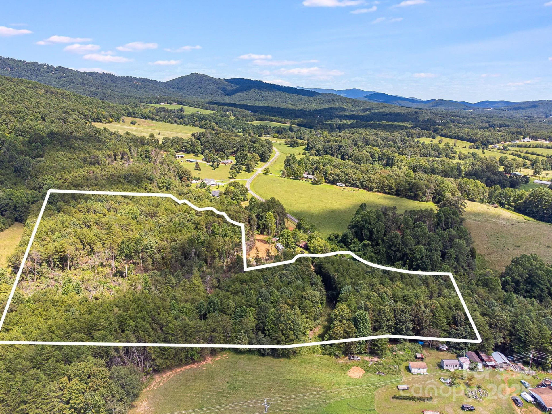 211 Luckadoo Road - Photo 7