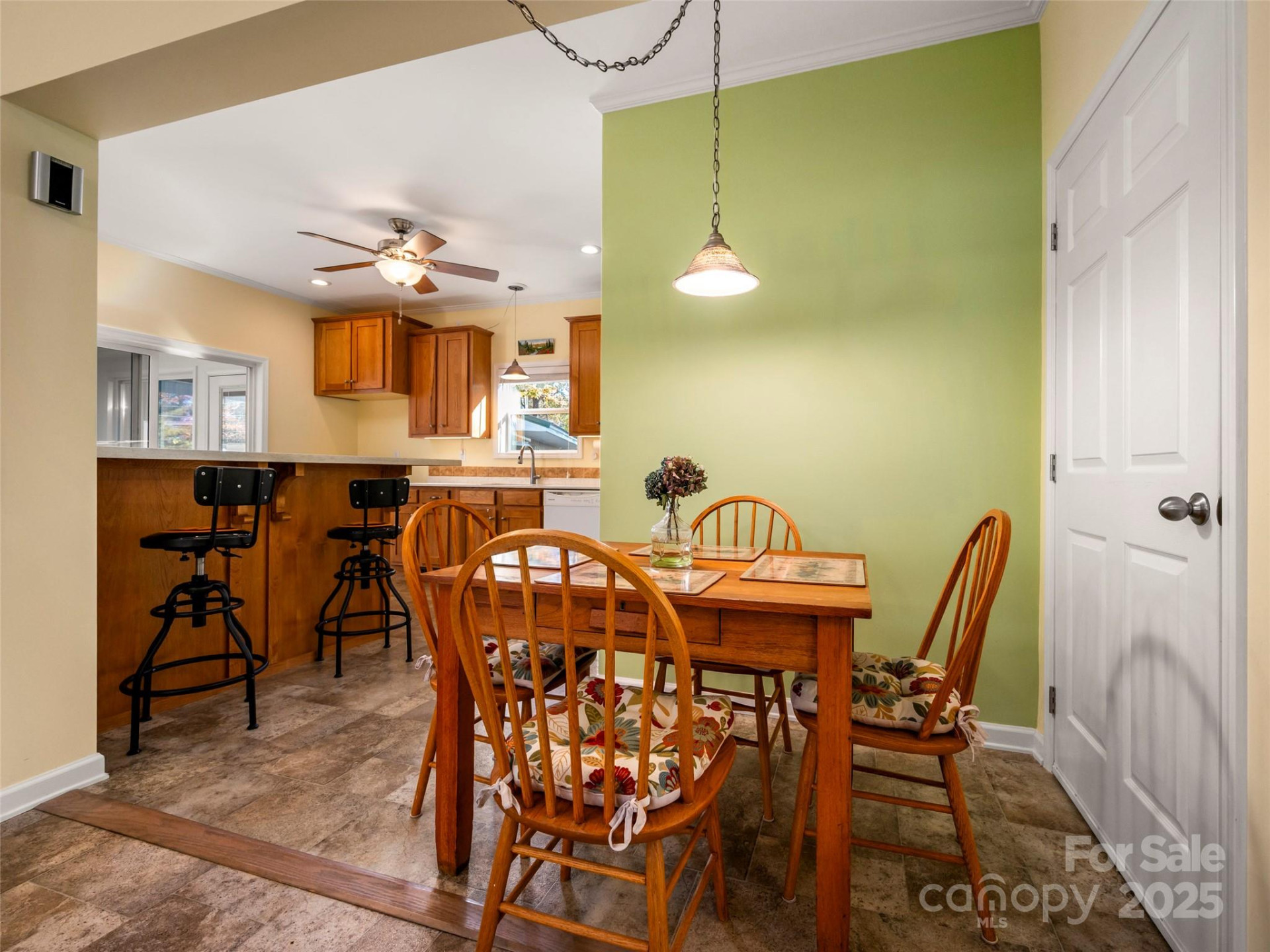 189 Friendly Circle - Photo 15