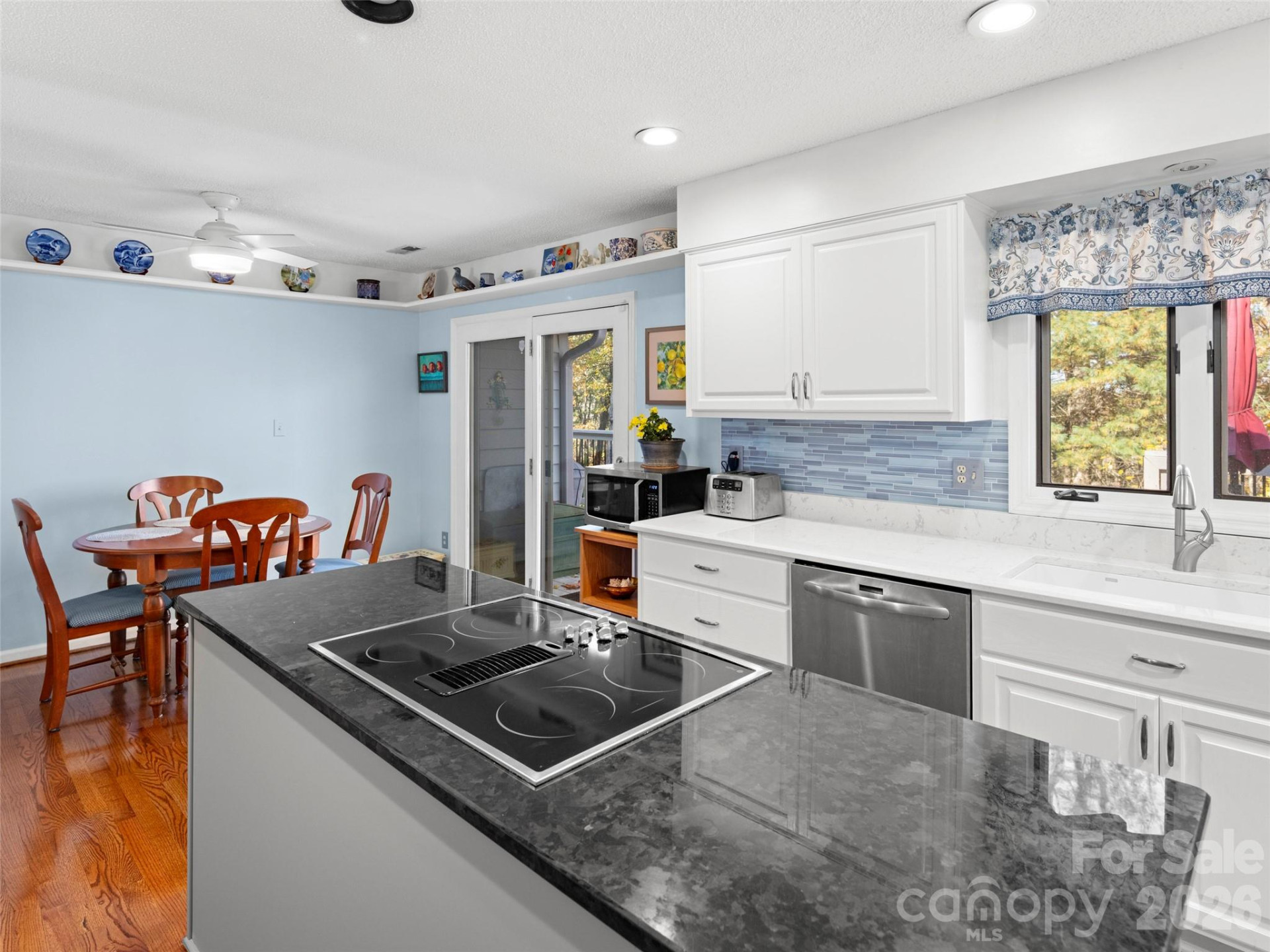 108 Galloway Drive - Photo 7