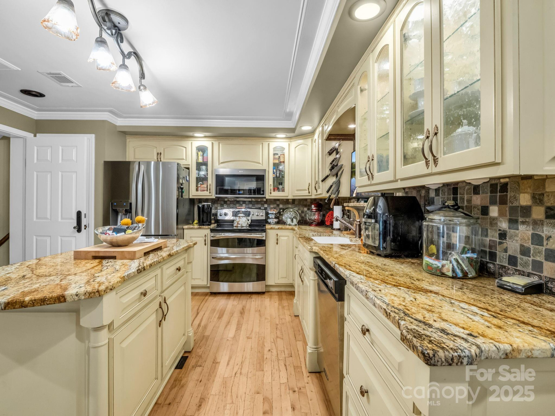 1102 Mountain Road - Photo 12