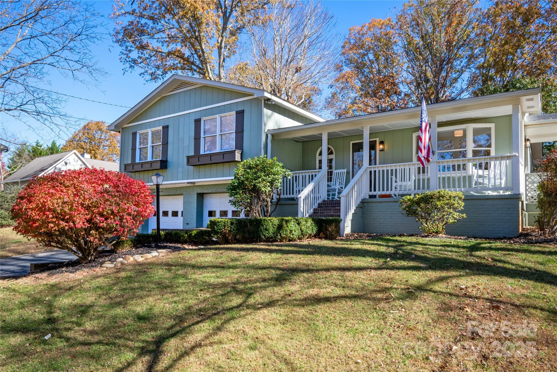 77 Dillingham Road - Photo 2