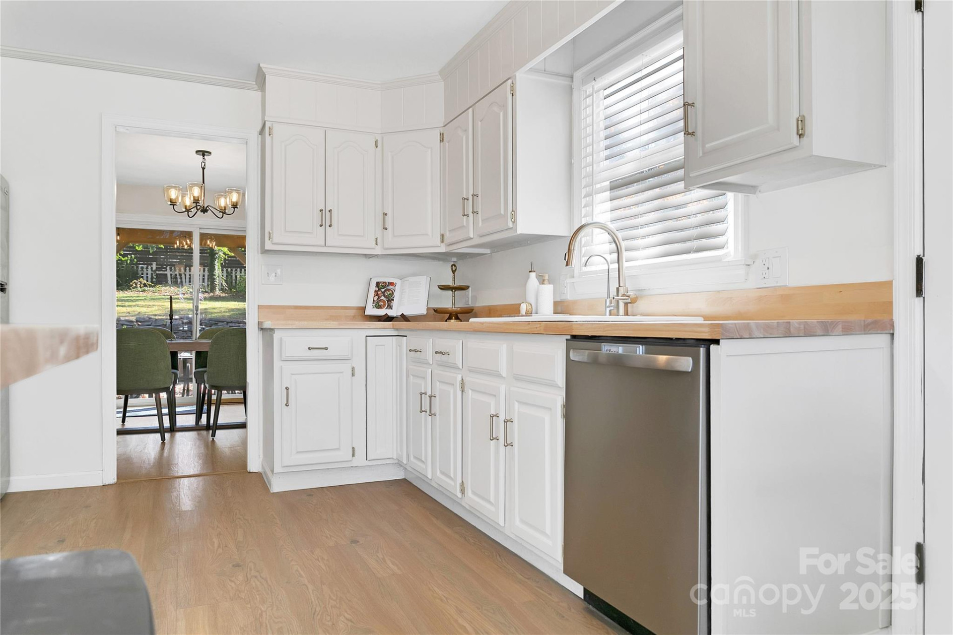 77 Dillingham Road - Photo 17