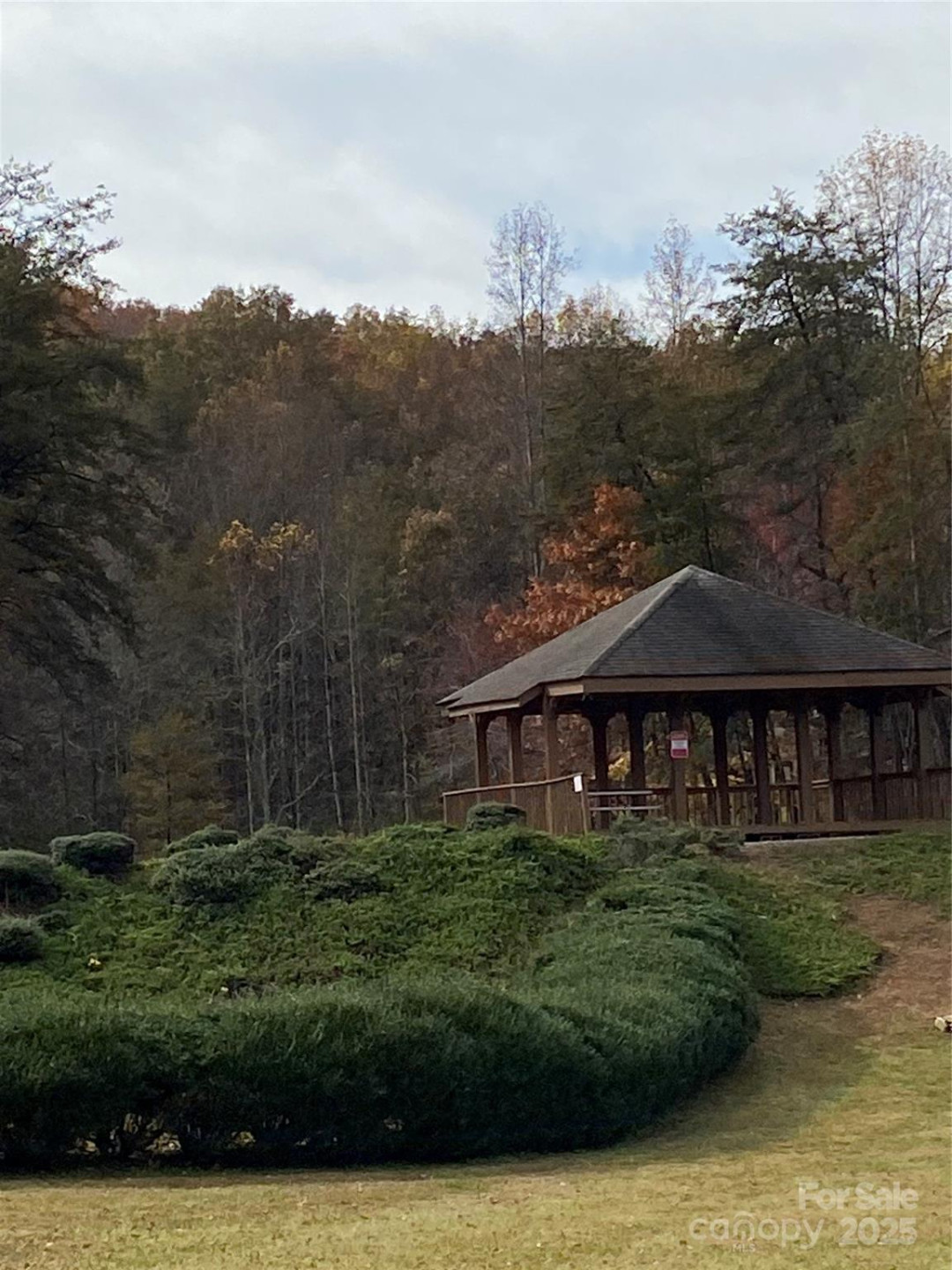 0000 Raleigh Drive #8 & 9 - Photo 23