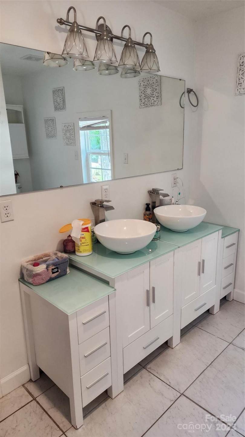 1235 Sulphur Springs Road - Photo 14