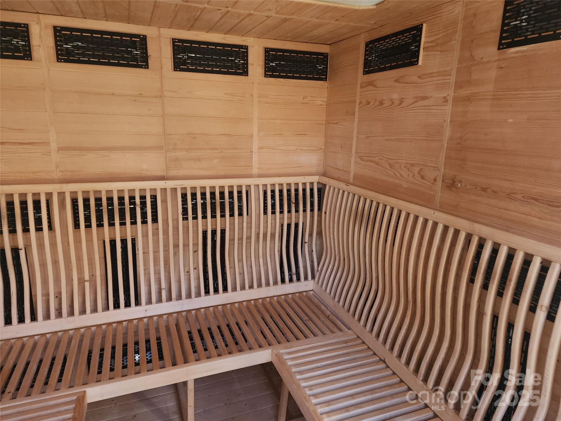 1235 Sulphur Springs Road - Photo 32