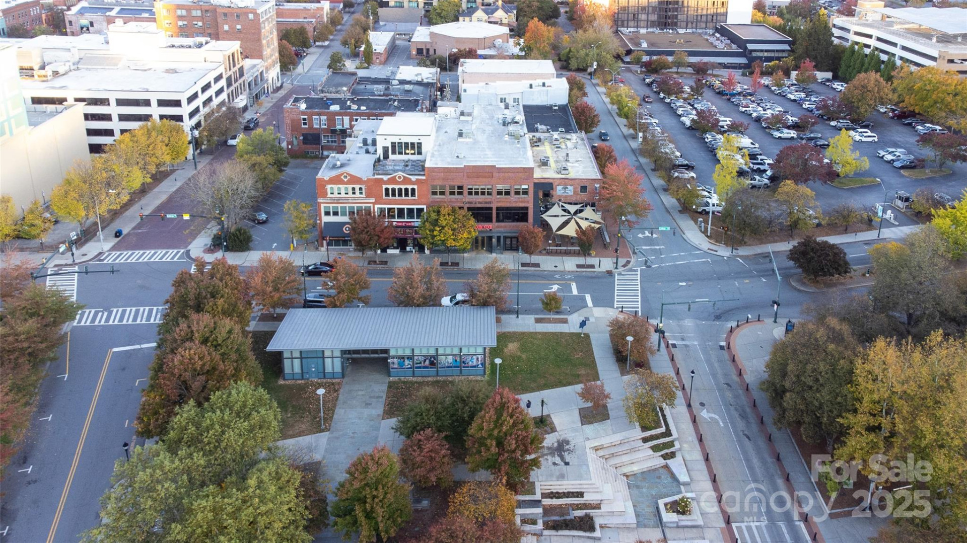 124 College Street - Photo 3