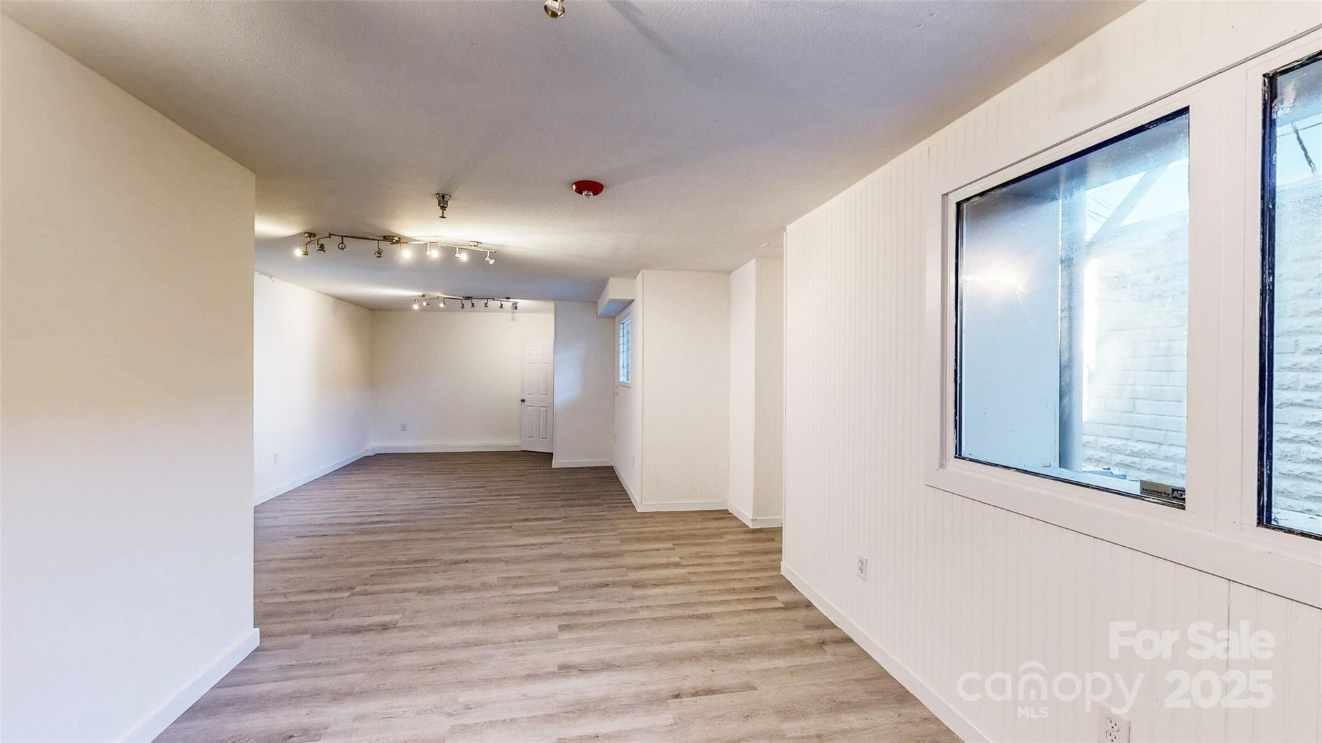 124 College Street - Photo 32