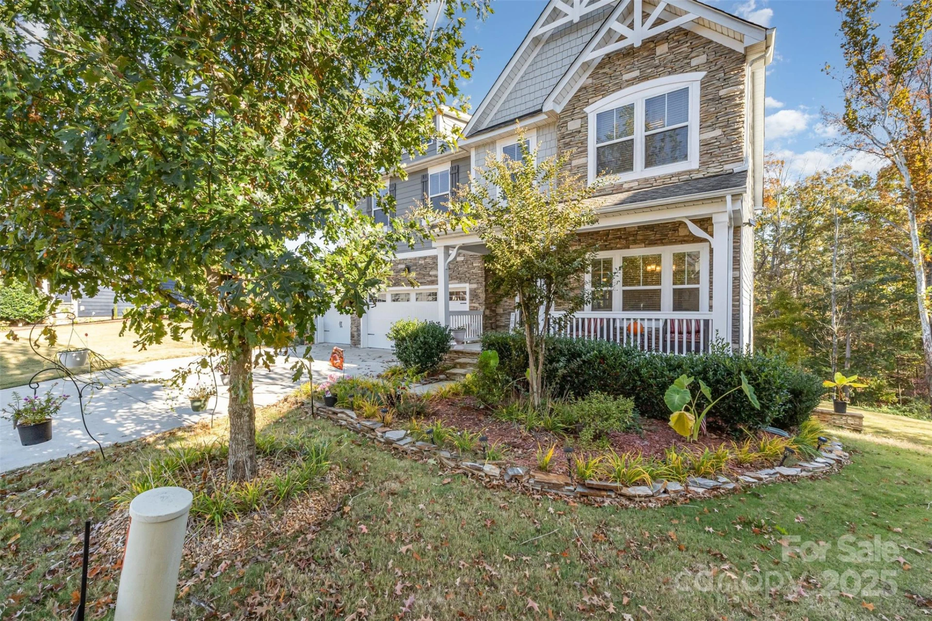 423 Crisfield Court - Photo 2