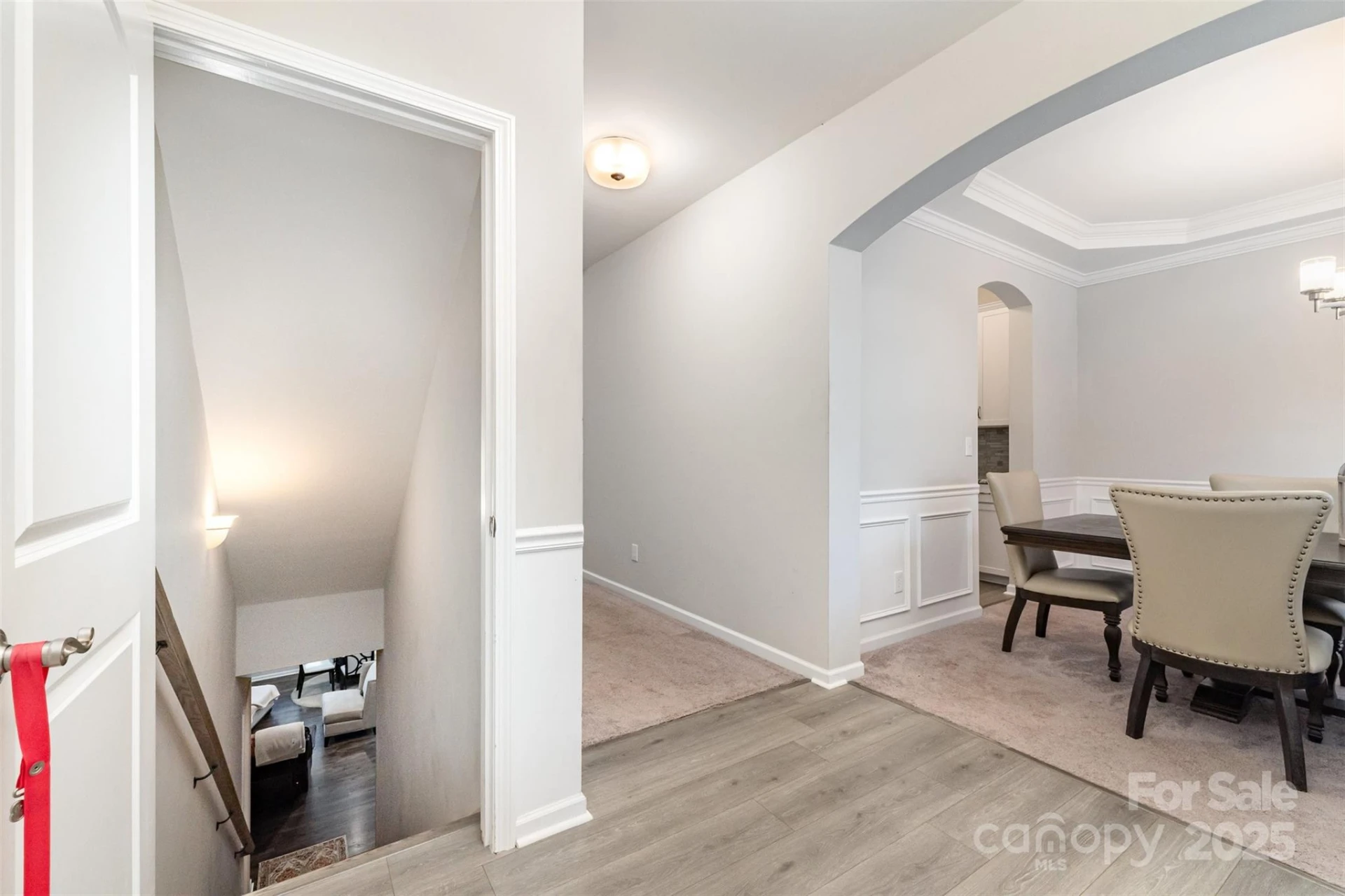 423 Crisfield Court - Photo 5