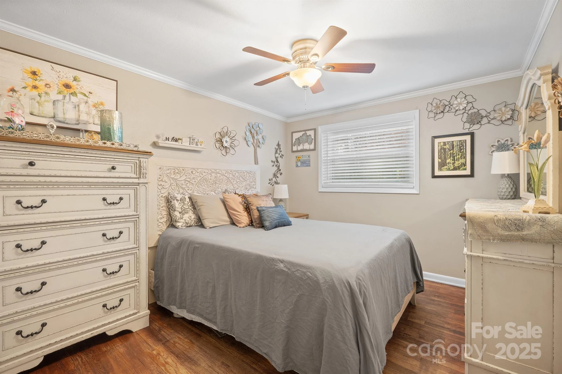 3842 Dowell Street - Photo 11