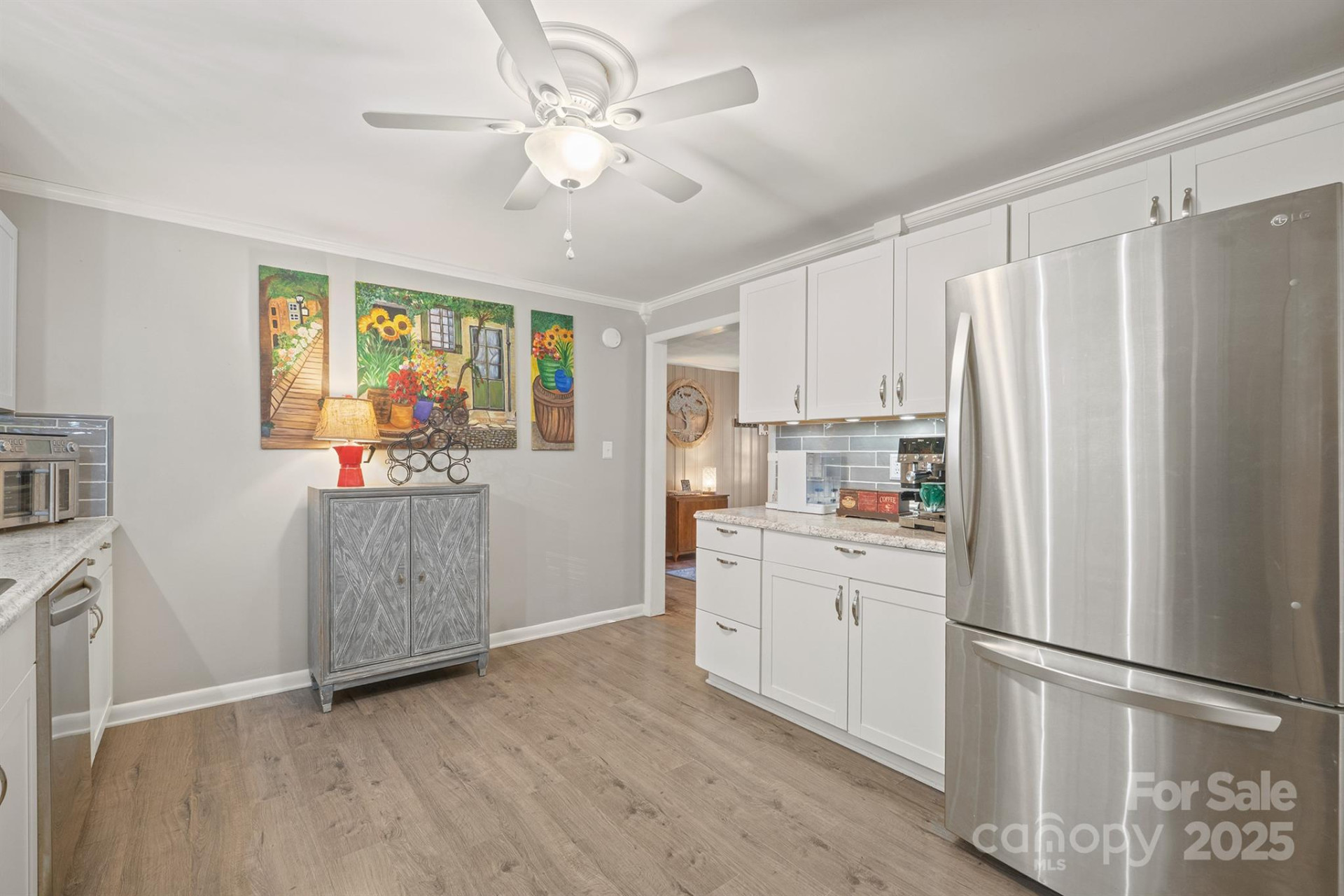 3842 Dowell Street - Photo 8