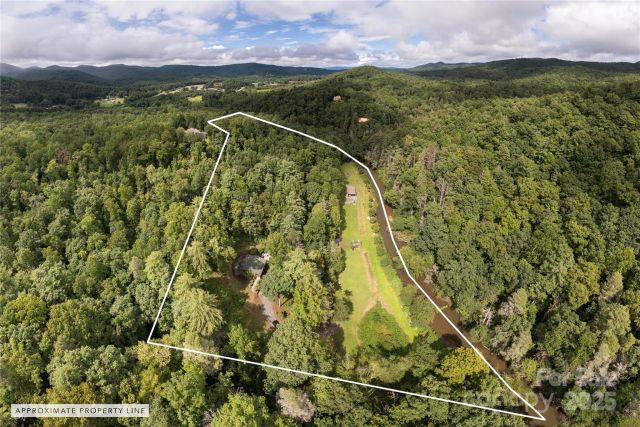 458 Rio Verde Drive, Zirconia, NC, 28790