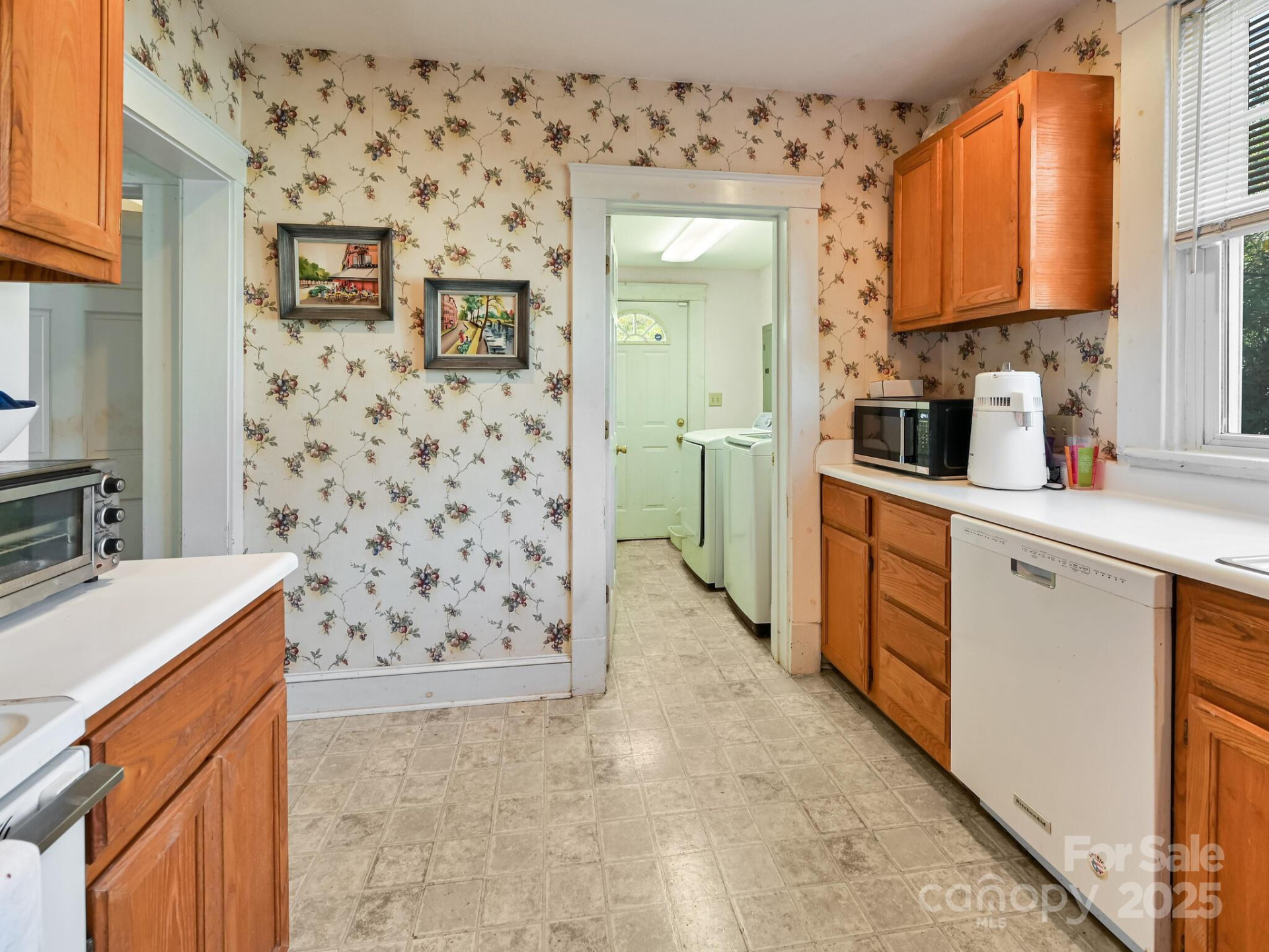 100 Washington Road - Photo 11