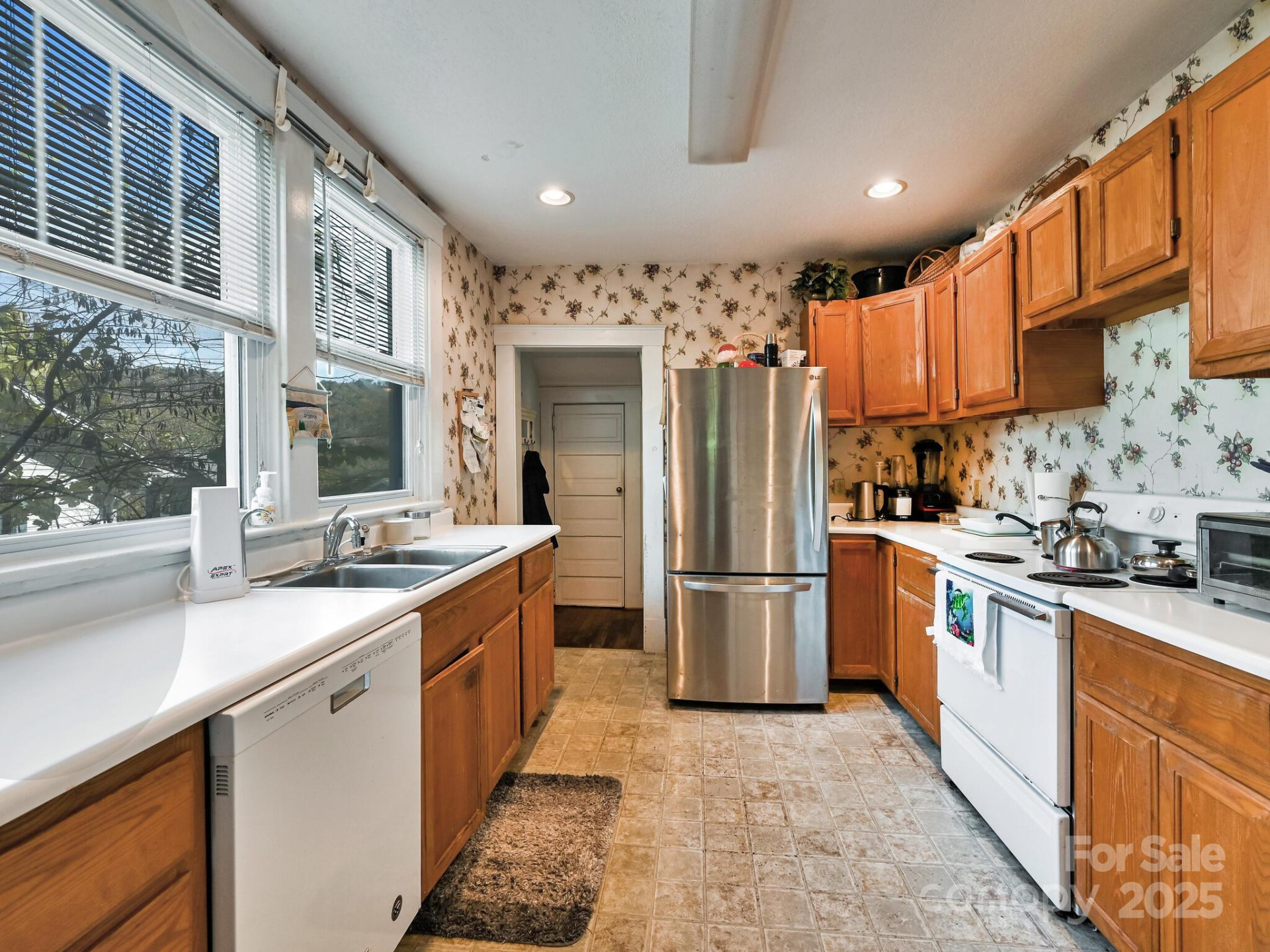 100 Washington Road - Photo 9