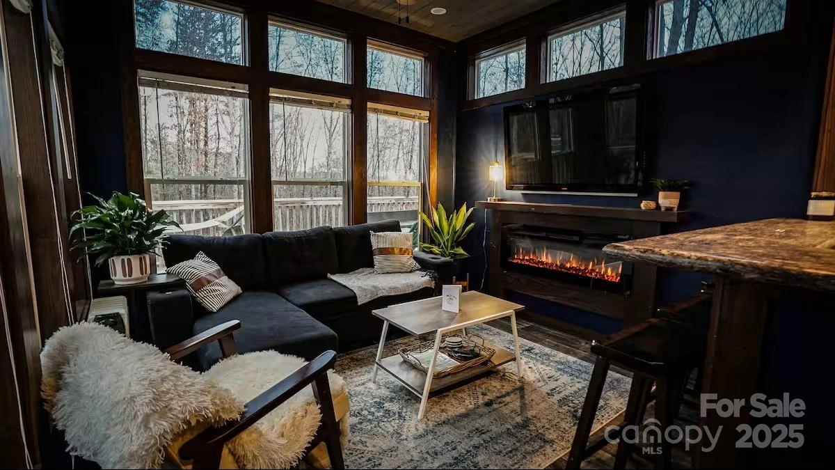 221 Summerfield Lane - Photo 7