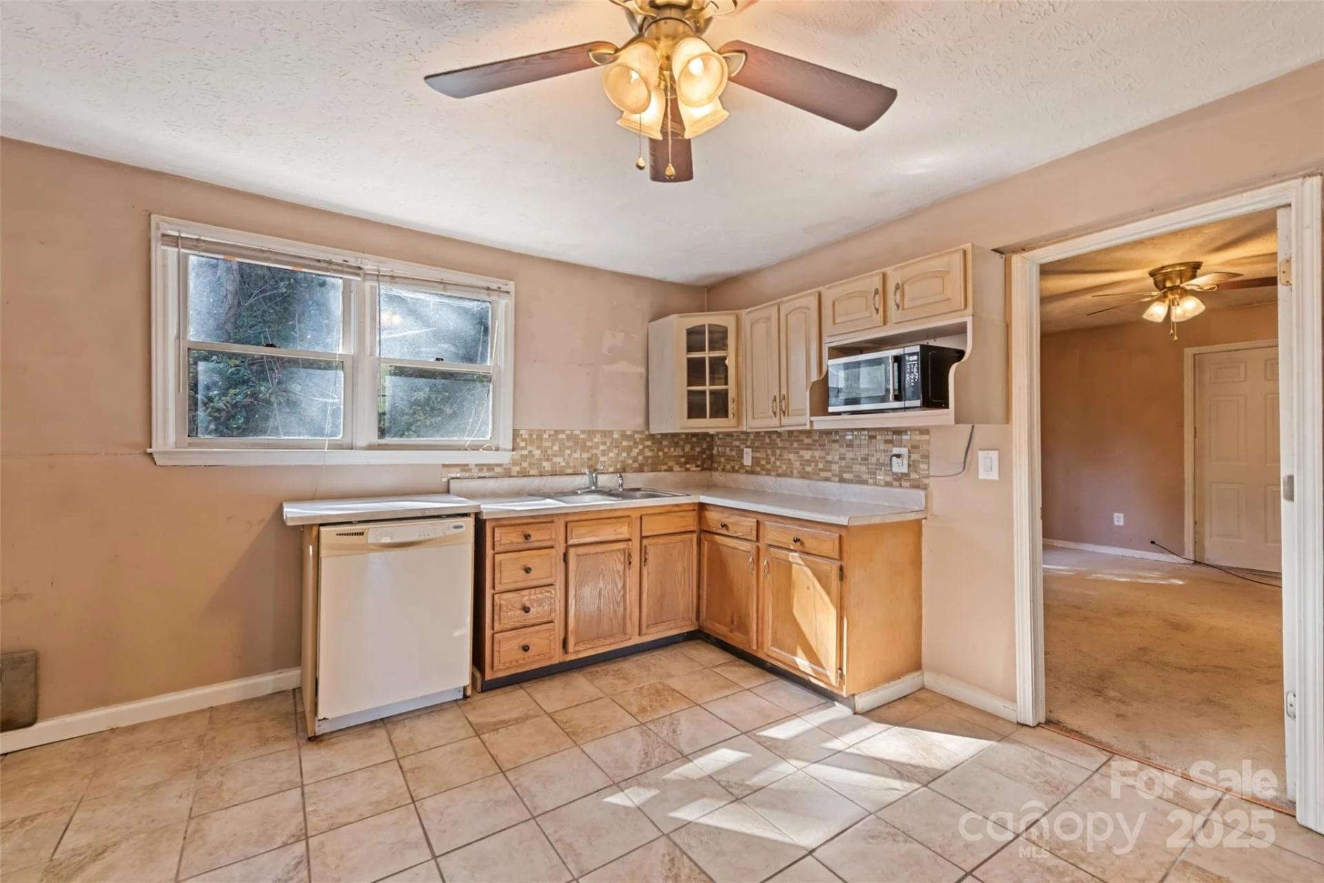 8063 Carolina Boulevard - Photo 13