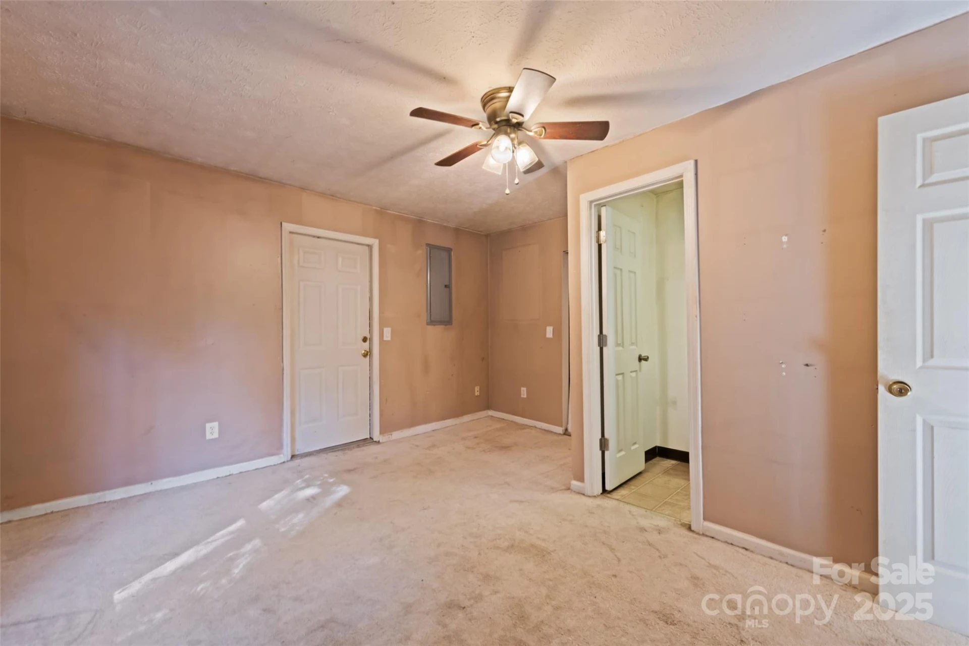 8063 Carolina Boulevard - Photo 15