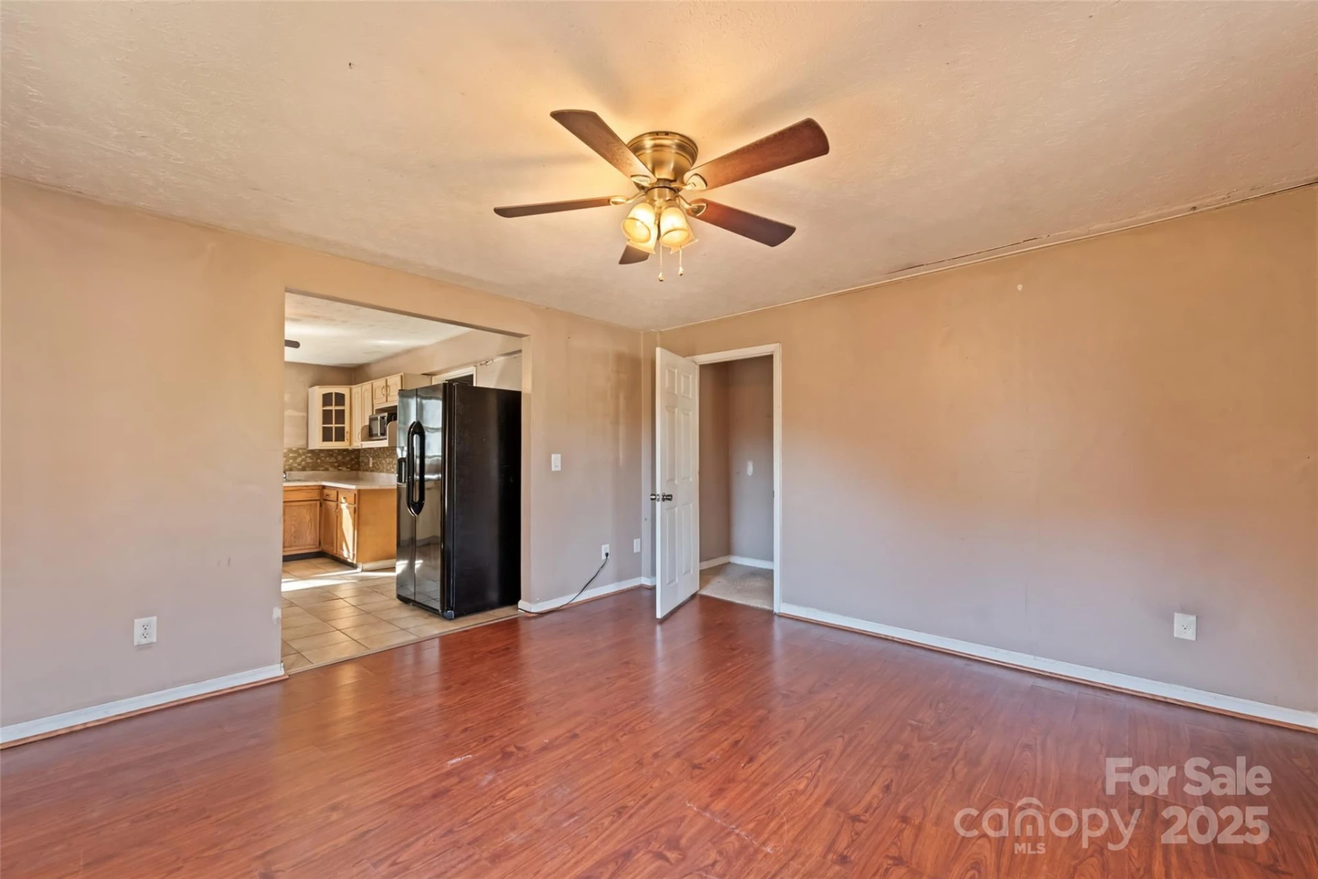 8063 Carolina Boulevard - Photo 5