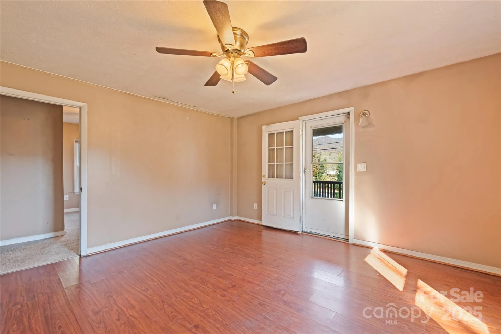 8063 Carolina Boulevard - Photo 6