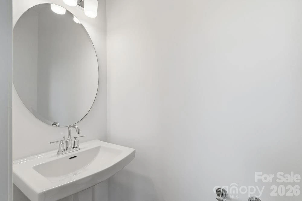 411 Silver Star Boulevard - Photo 13