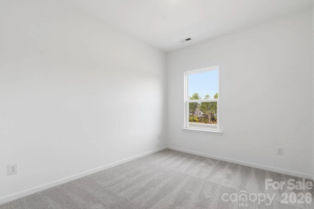 411 Silver Star Boulevard - Photo 10