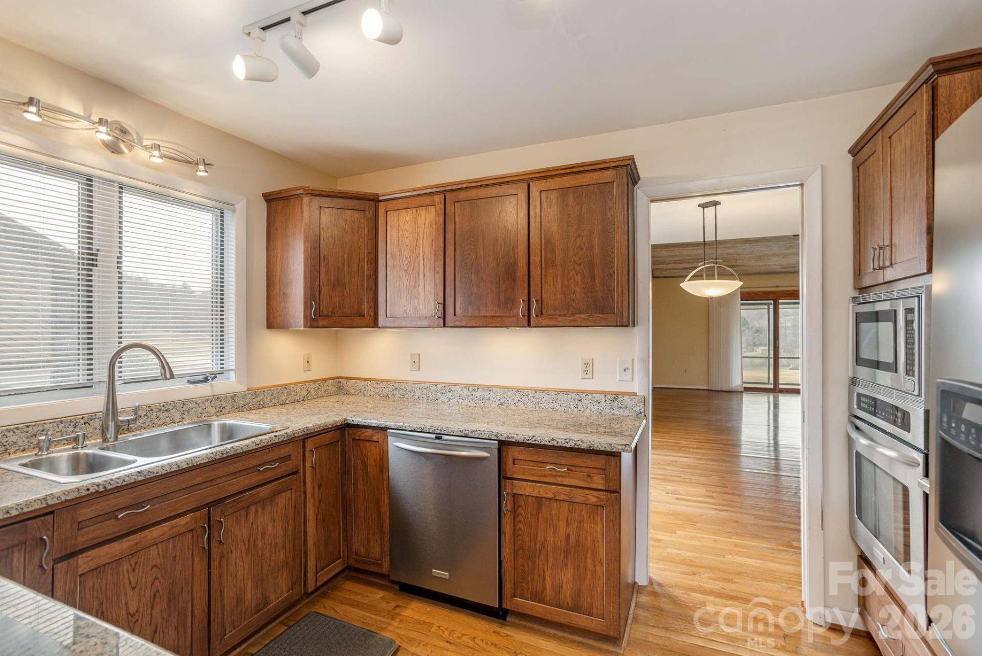 30 La Vista Drive - Photo 9