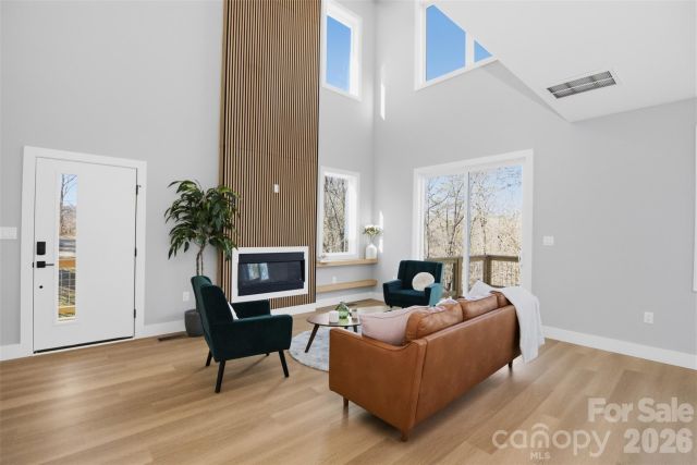 62 Upper Moffitt Road