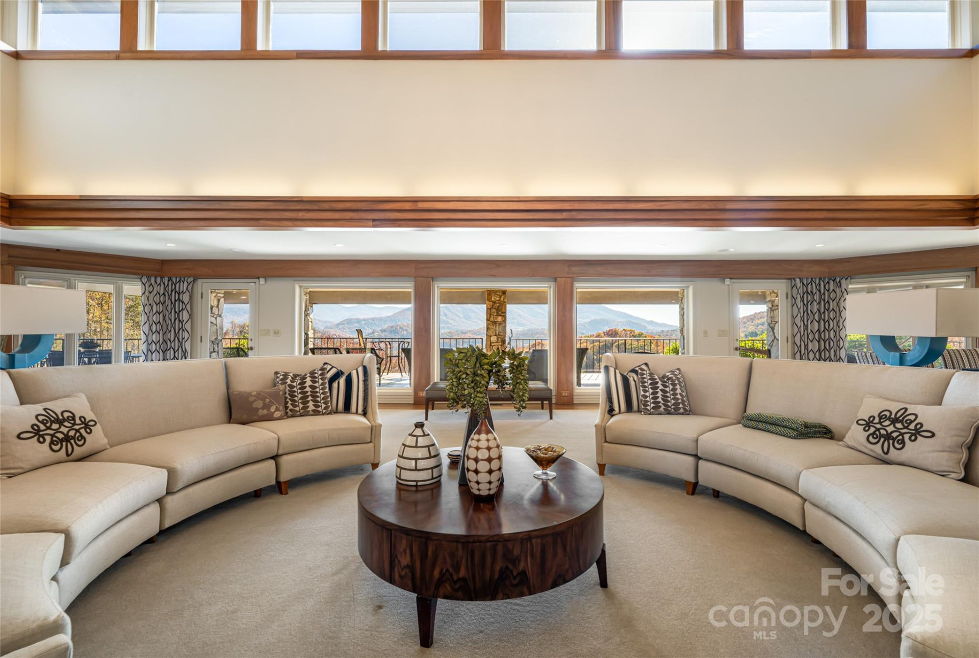 820 Laurel Ridge Drive - Photo 3