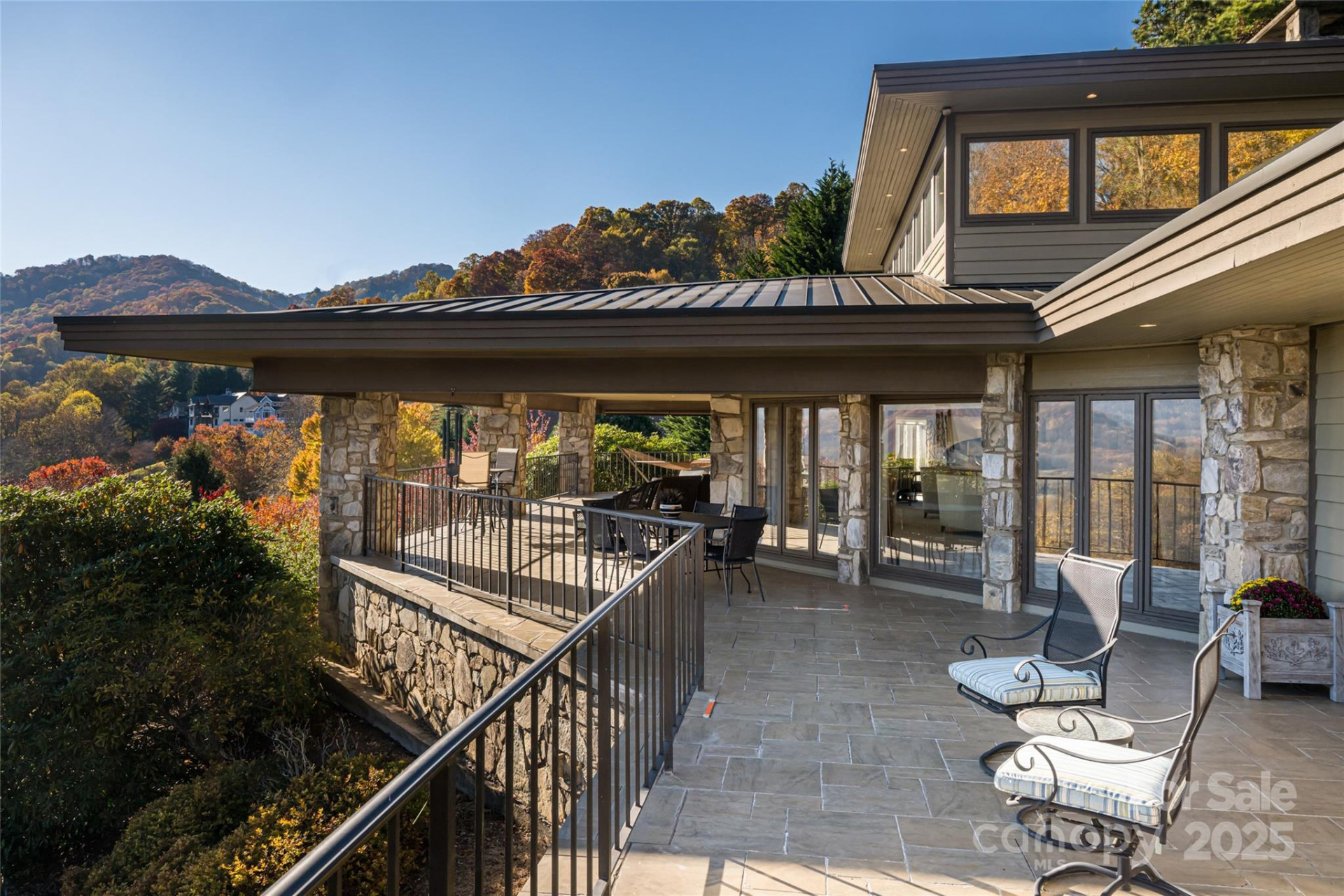 820 Laurel Ridge Drive - Photo 43