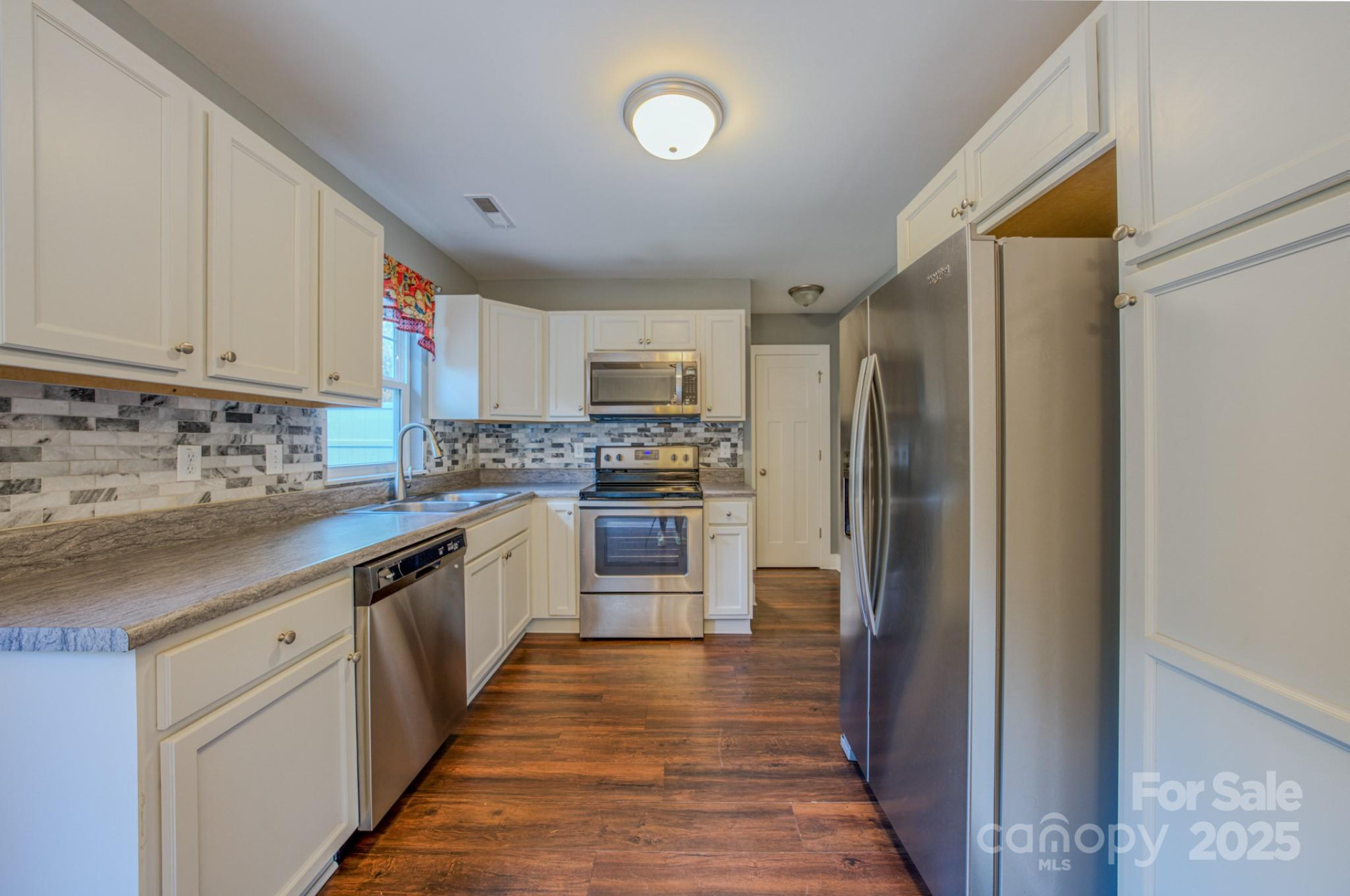 209 Stoney Point Way - Photo 11