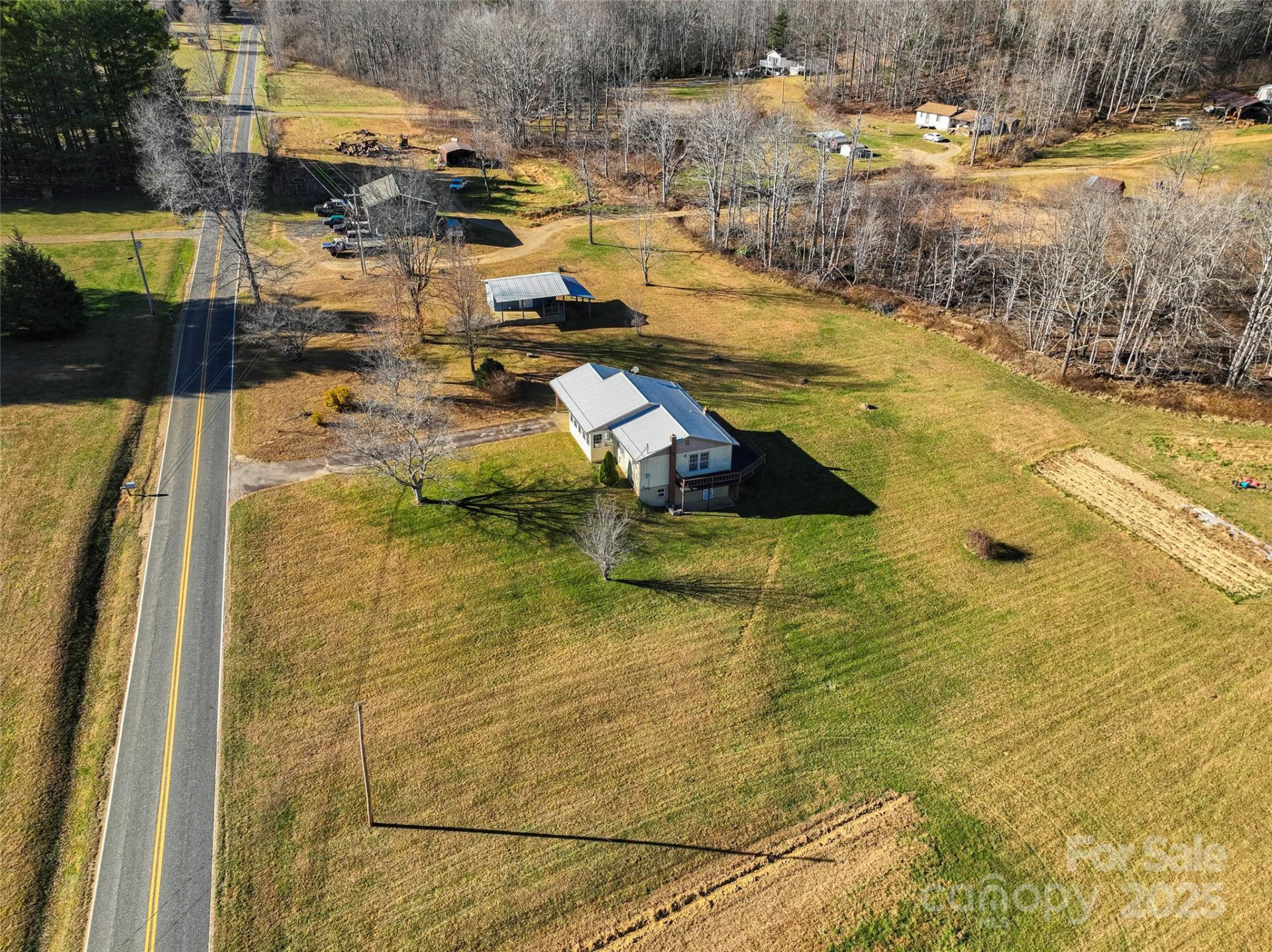 1879 White Oak Road - Photo 35