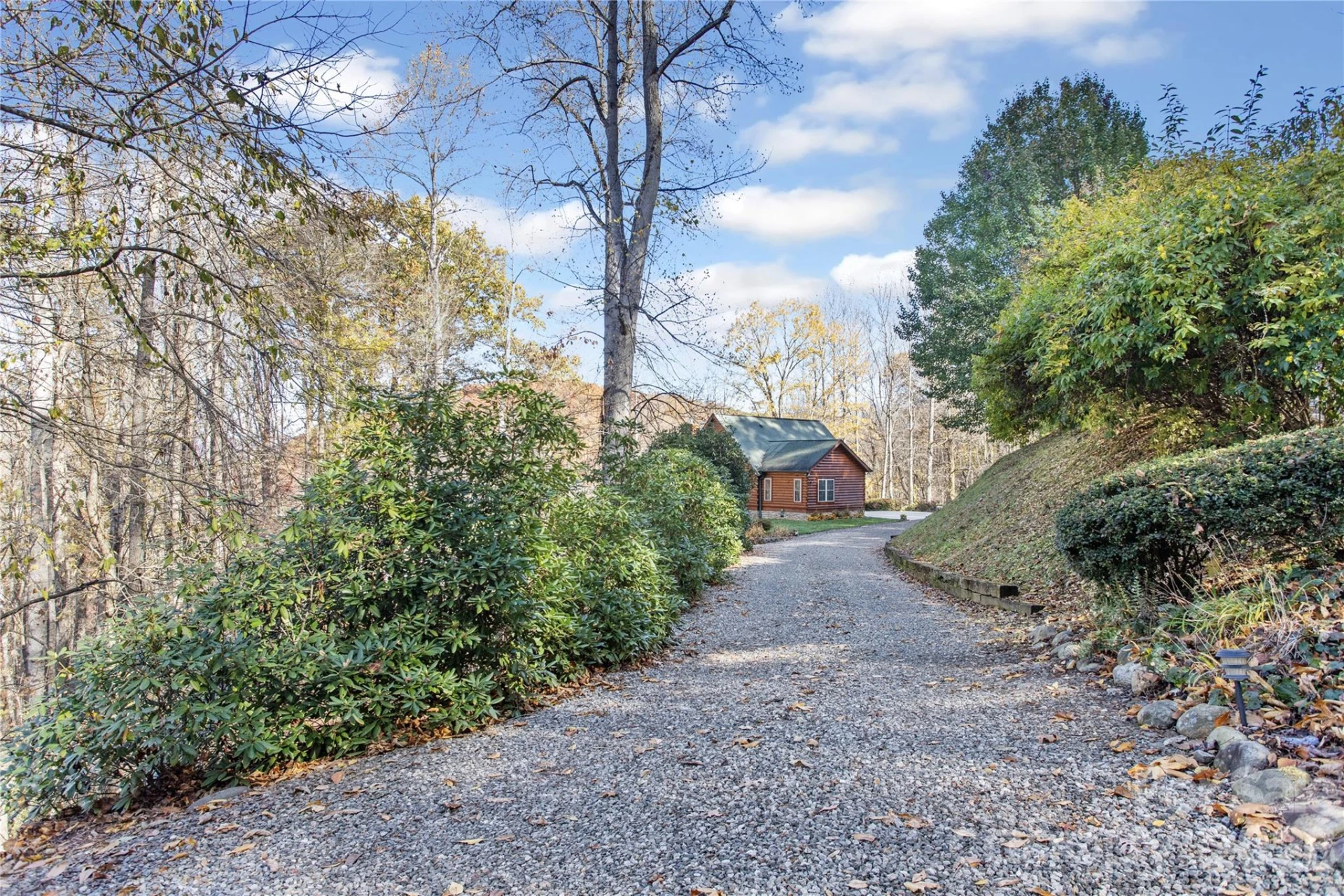 17 Aaron Way - Photo 2
