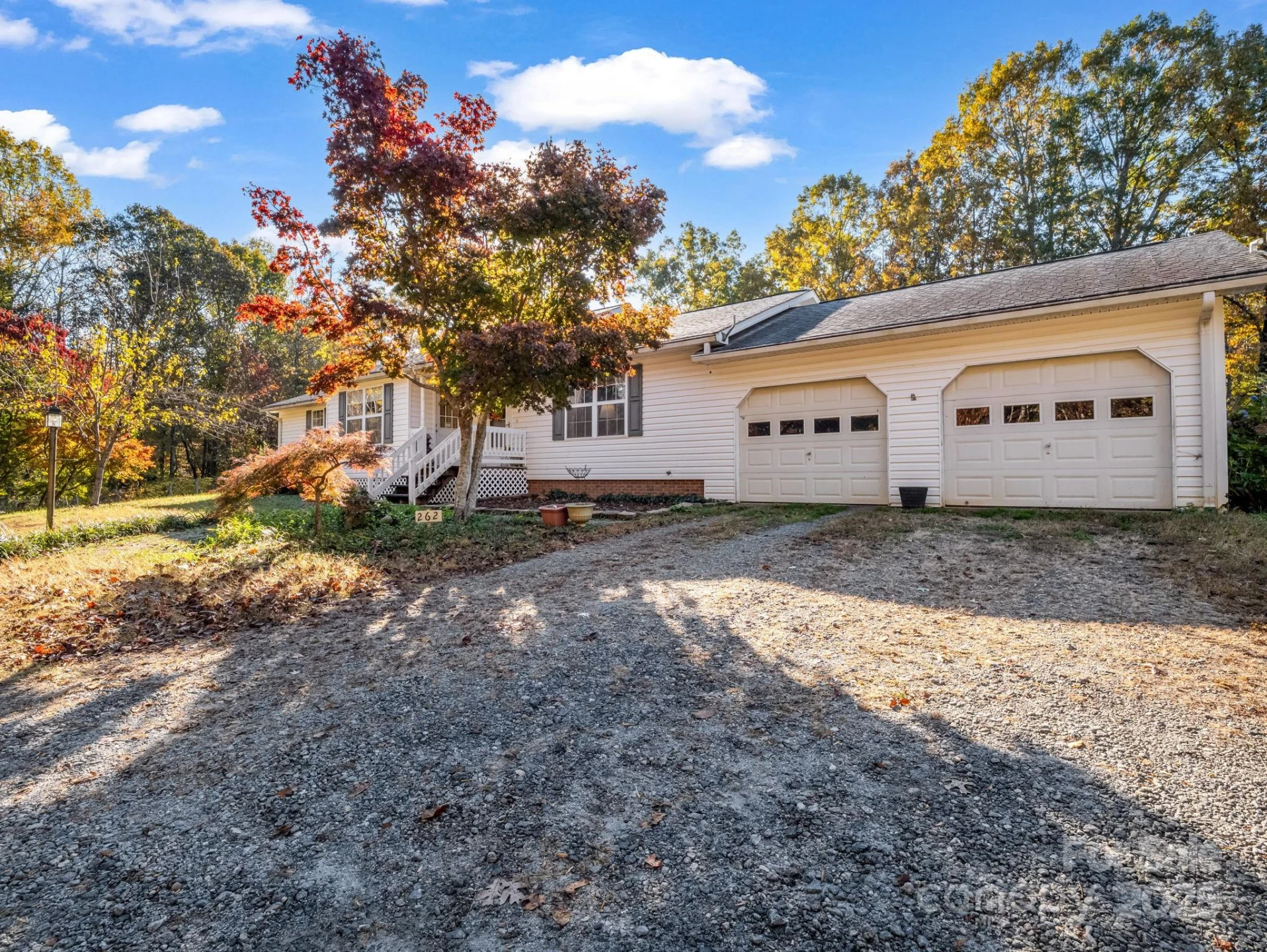 262 Daisy Lane - Photo 3