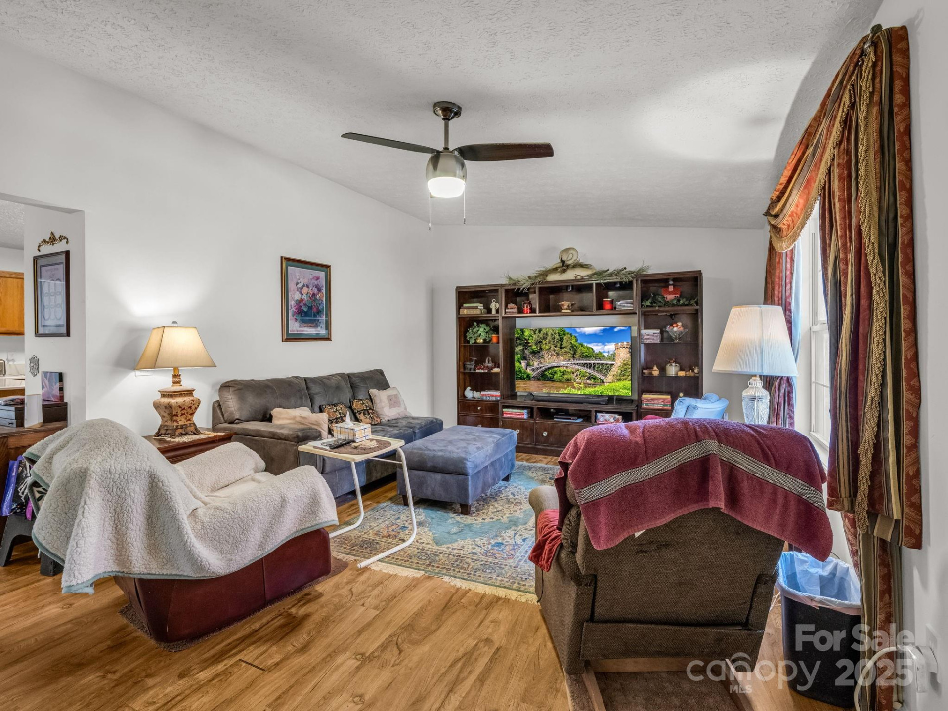 262 Daisy Lane - Photo 6