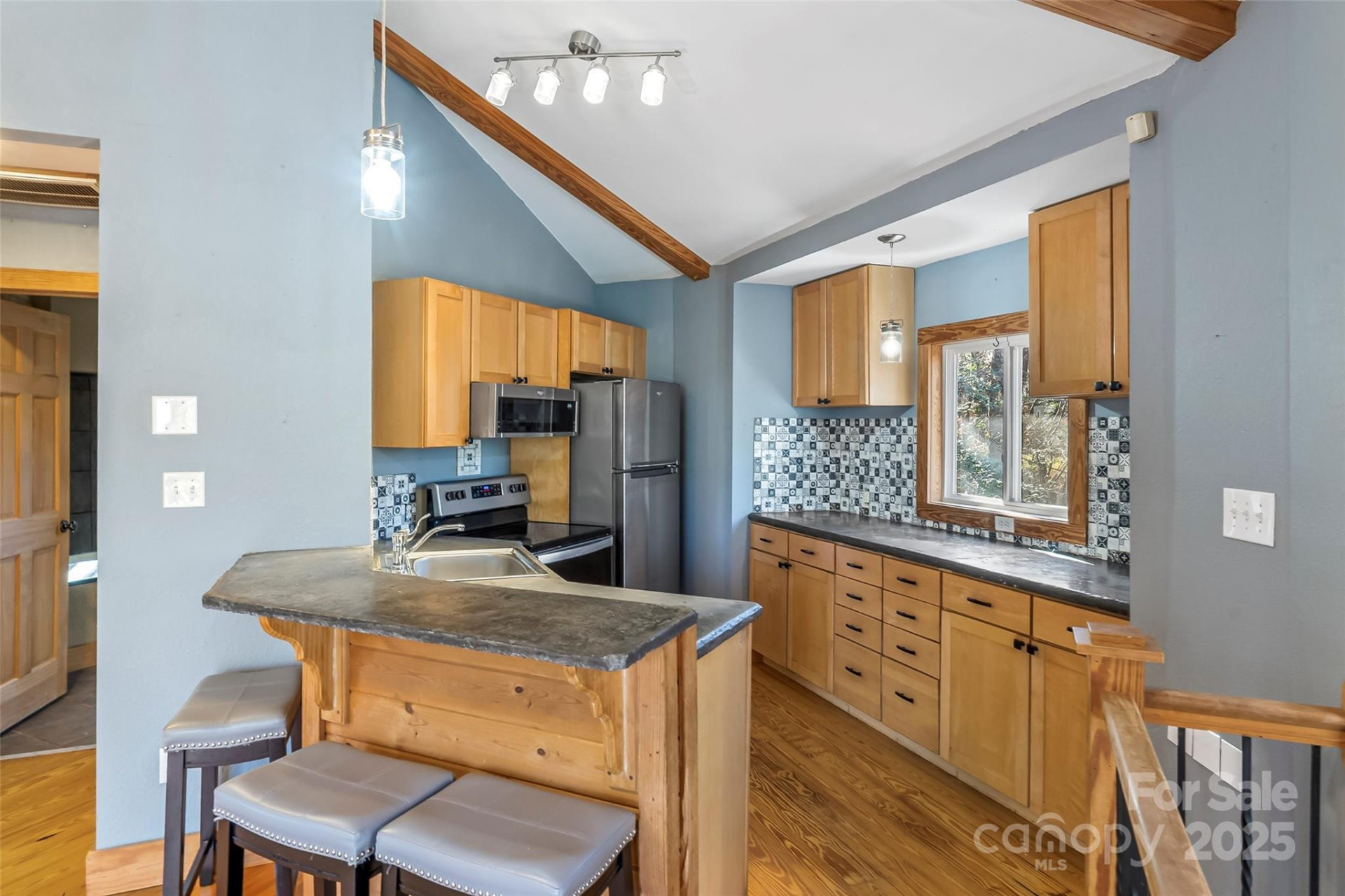 83 Cascades Parkway - Photo 12