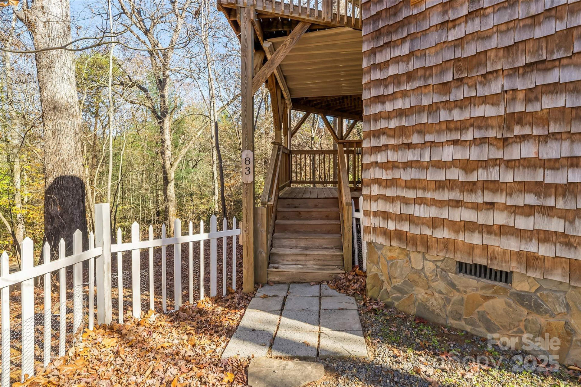 83 Cascades Parkway - Photo 4