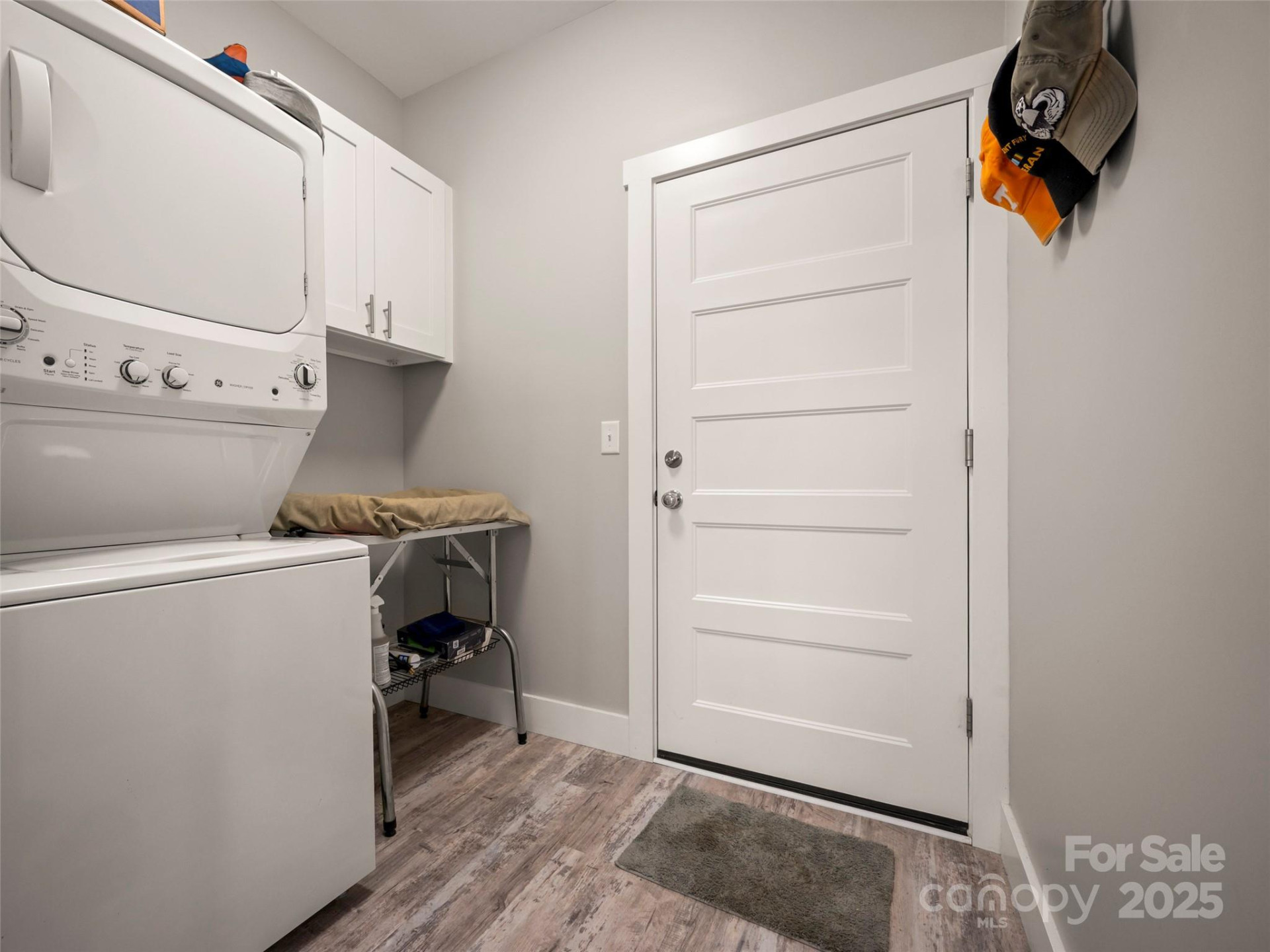 43 Middle Street - Photo 17