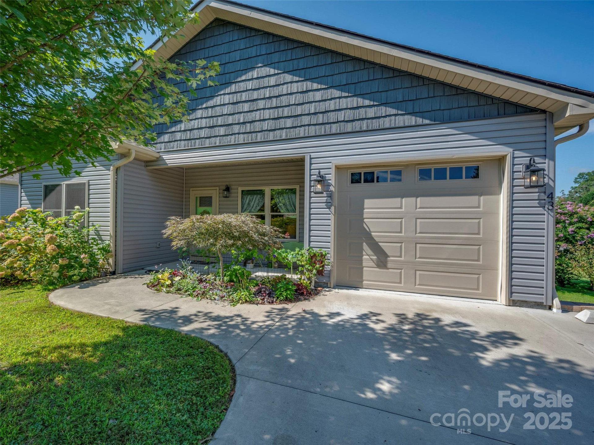 43 Middle Street - Photo 6