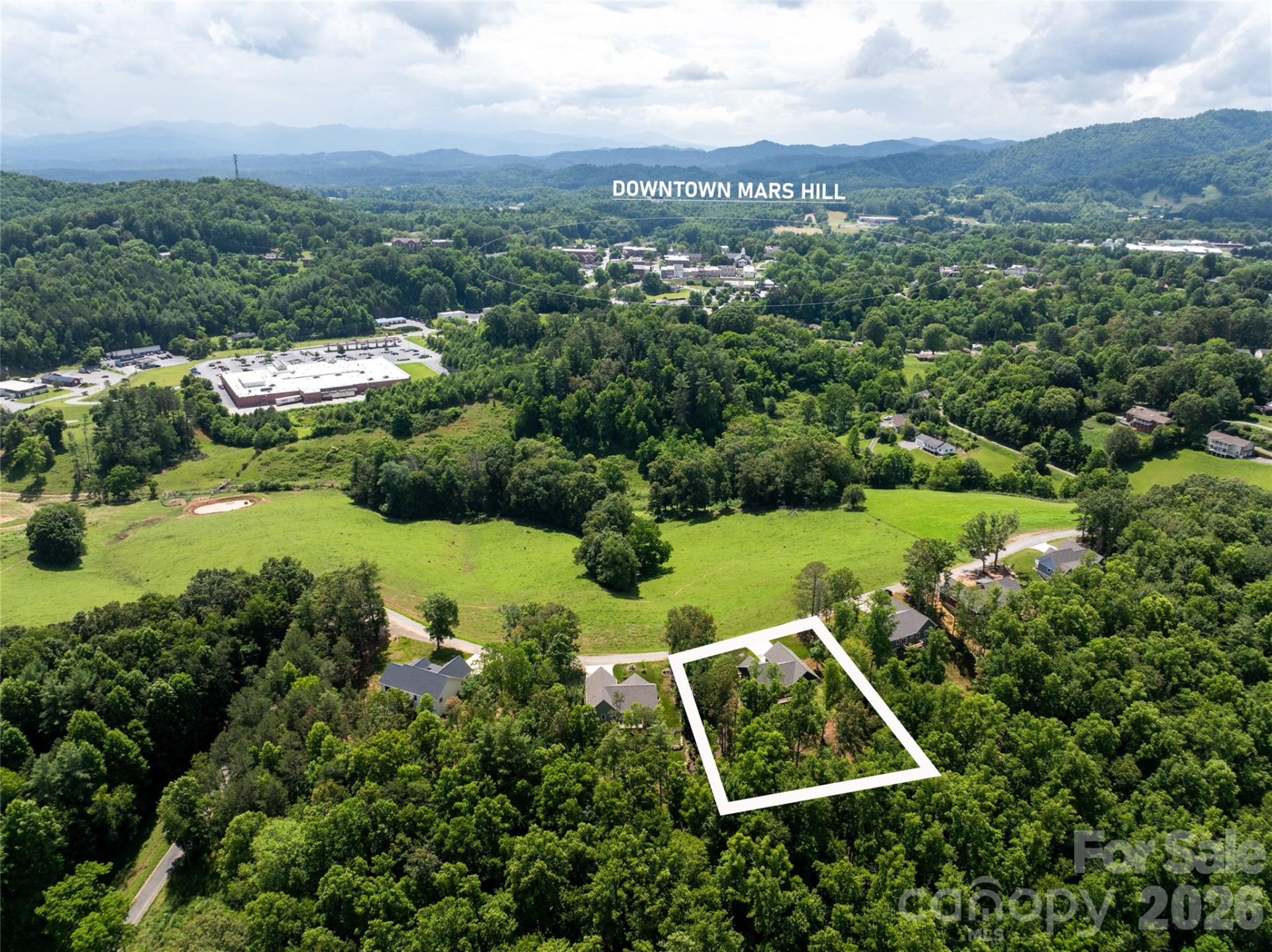 224 Country Drive - Photo 2