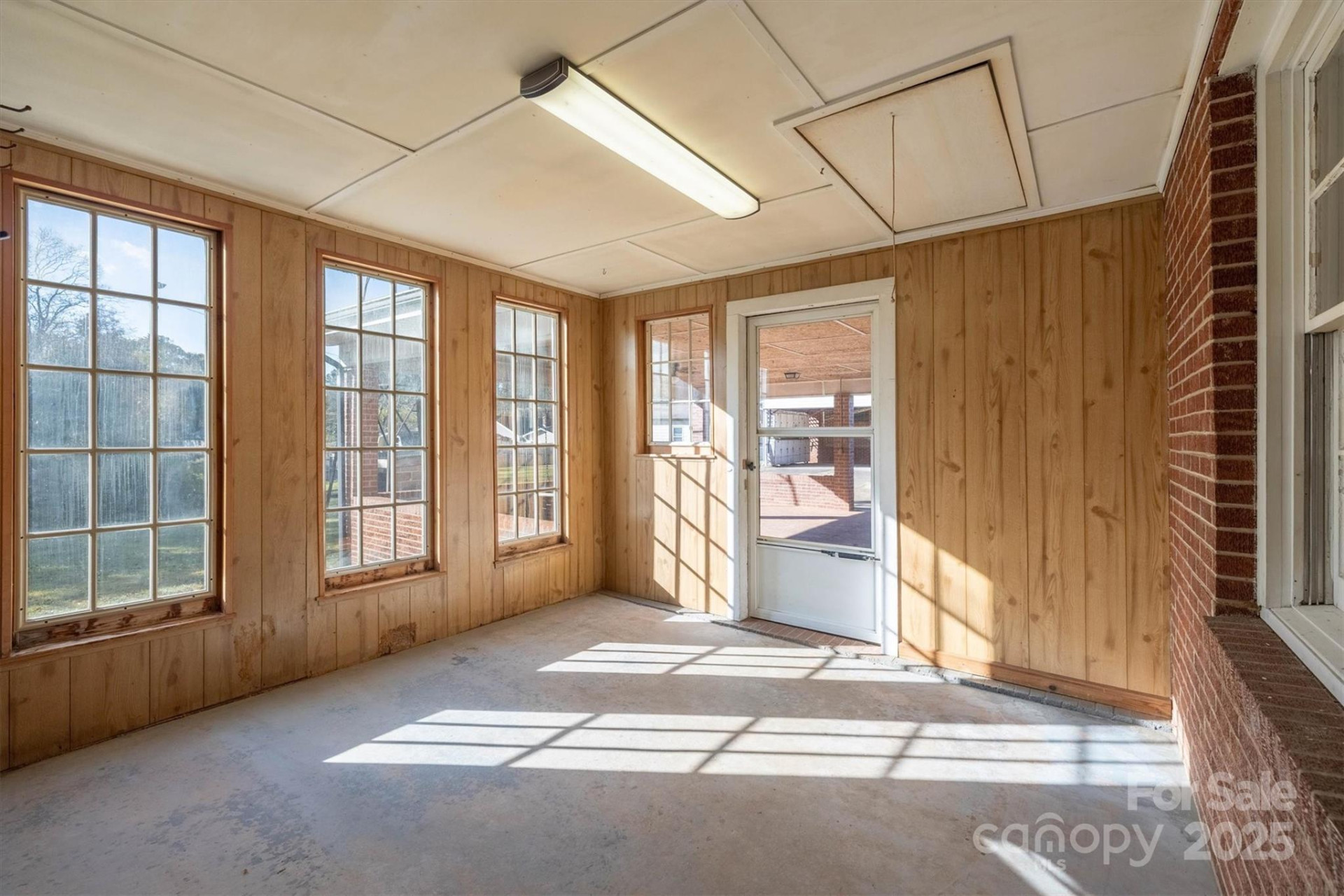 2986 Green Pasture Lane - Photo 7