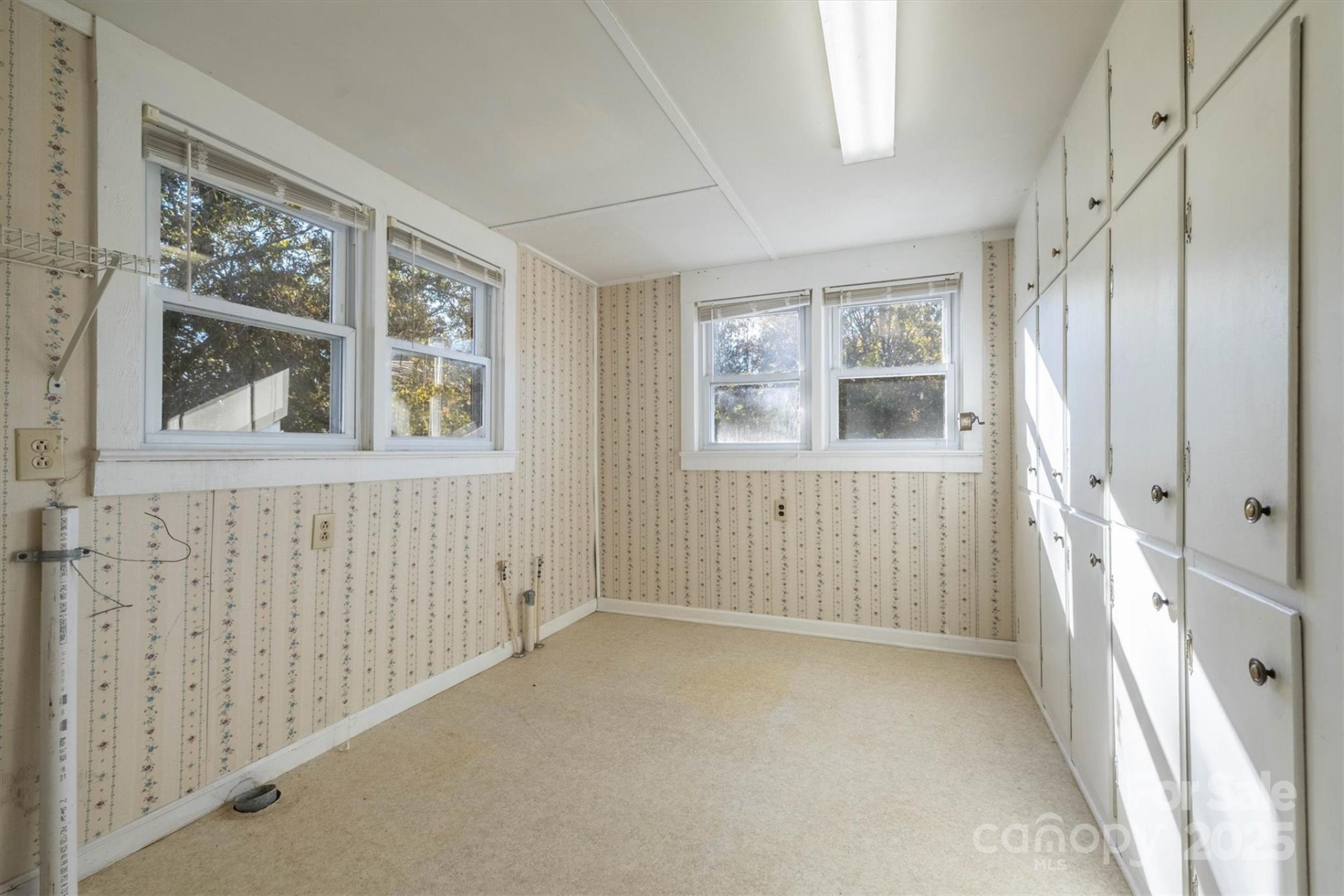 2986 Green Pasture Lane - Photo 8