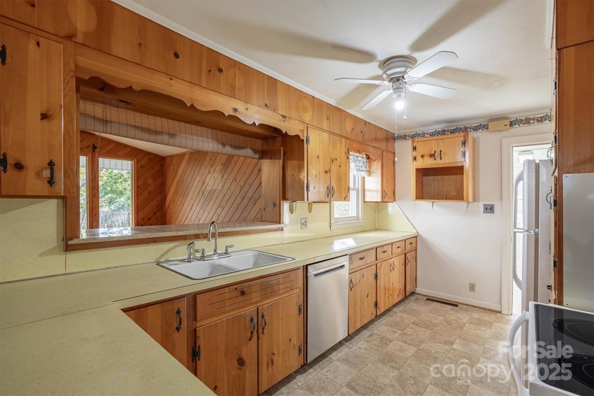 2986 Green Pasture Lane - Photo 10