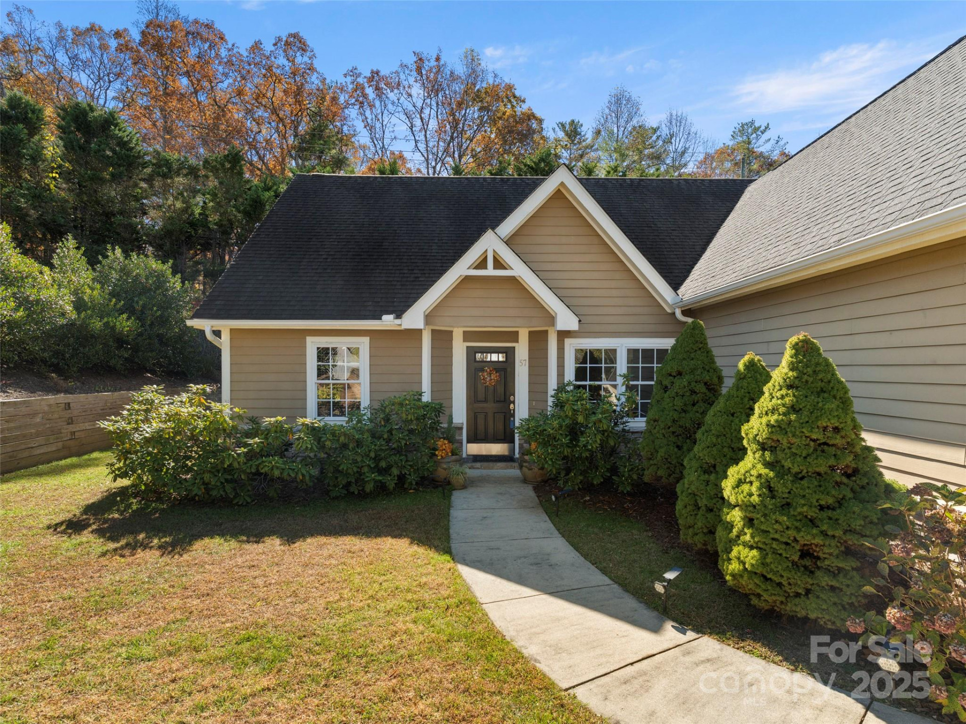 57 Regent Drive - Photo 2