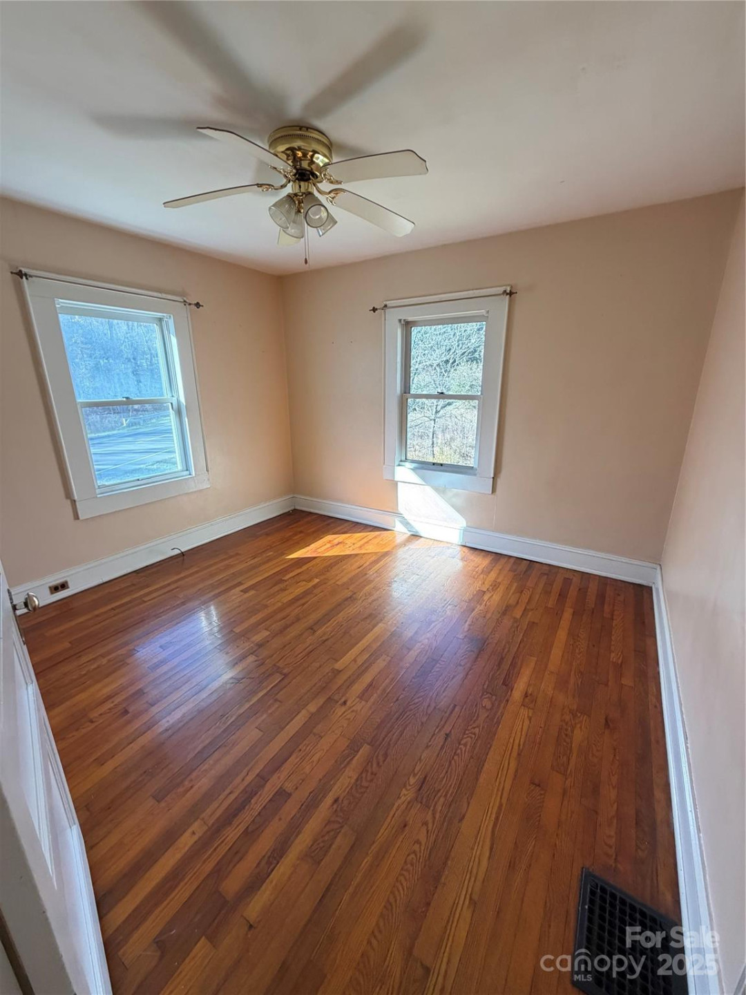202 Snow Hill Road - Photo 7