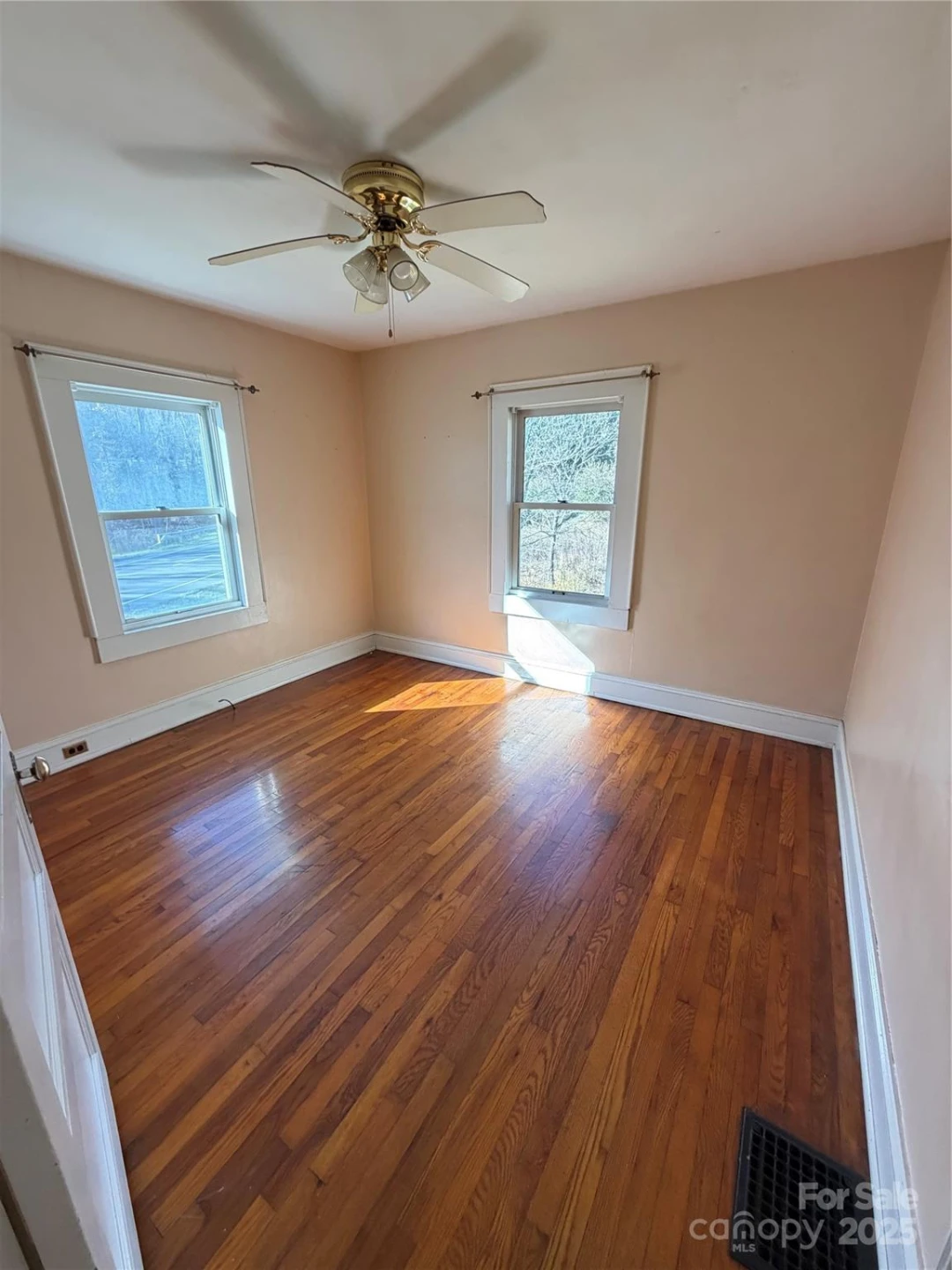 202 Snow Hill Road - Photo 7