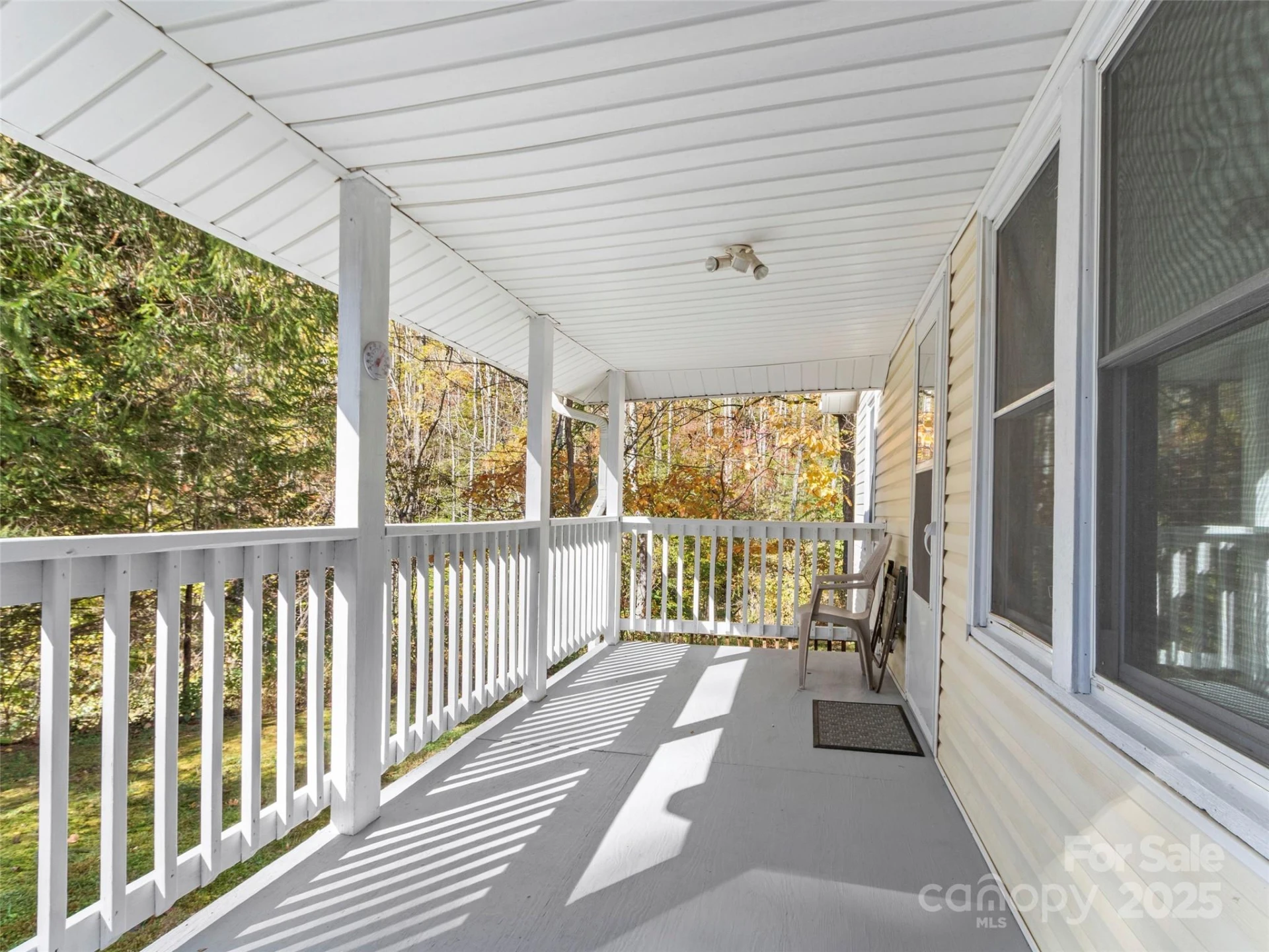 96 Thompson Road - Photo 6