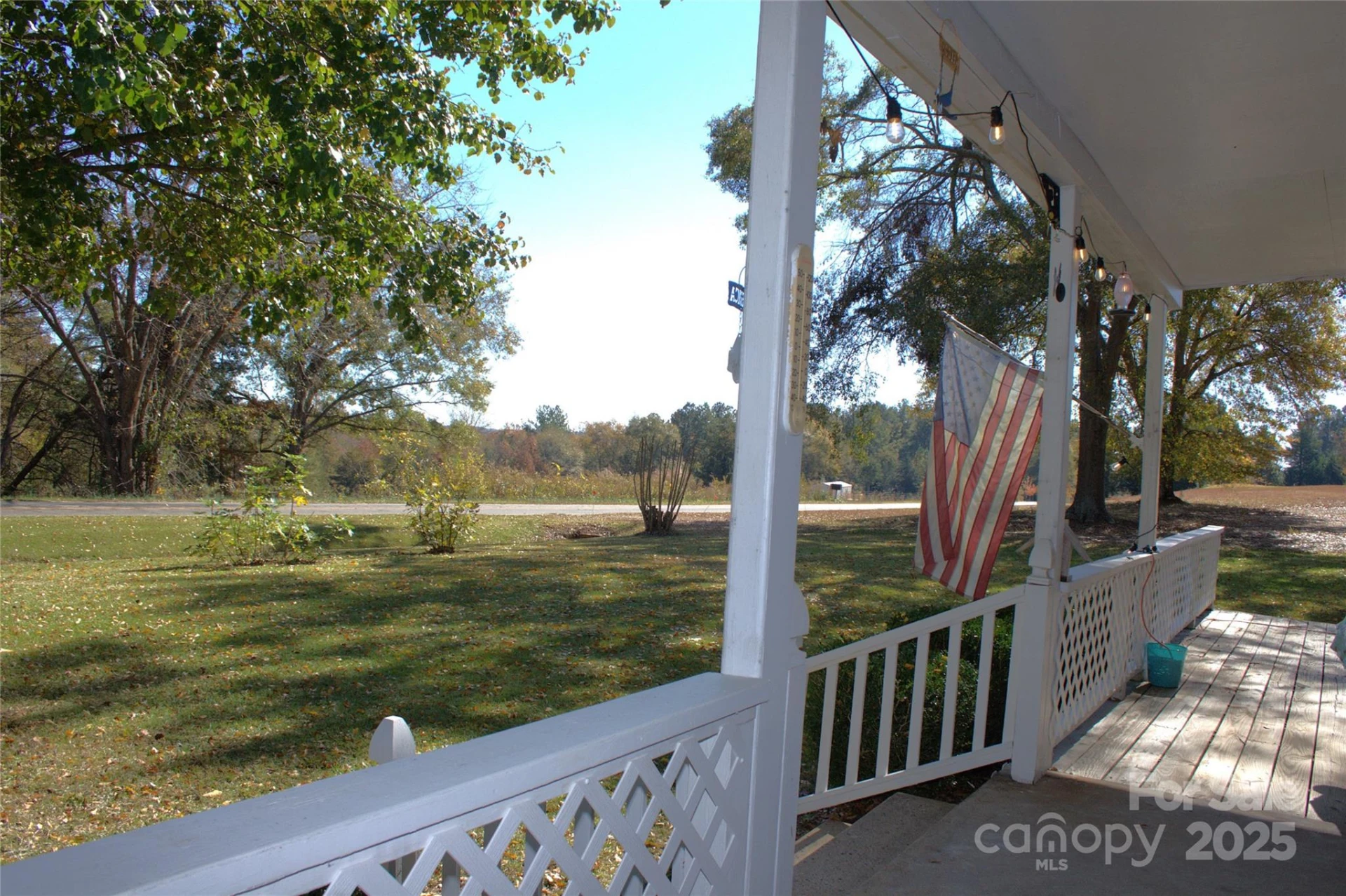 240 Hamrick Road - Photo 4